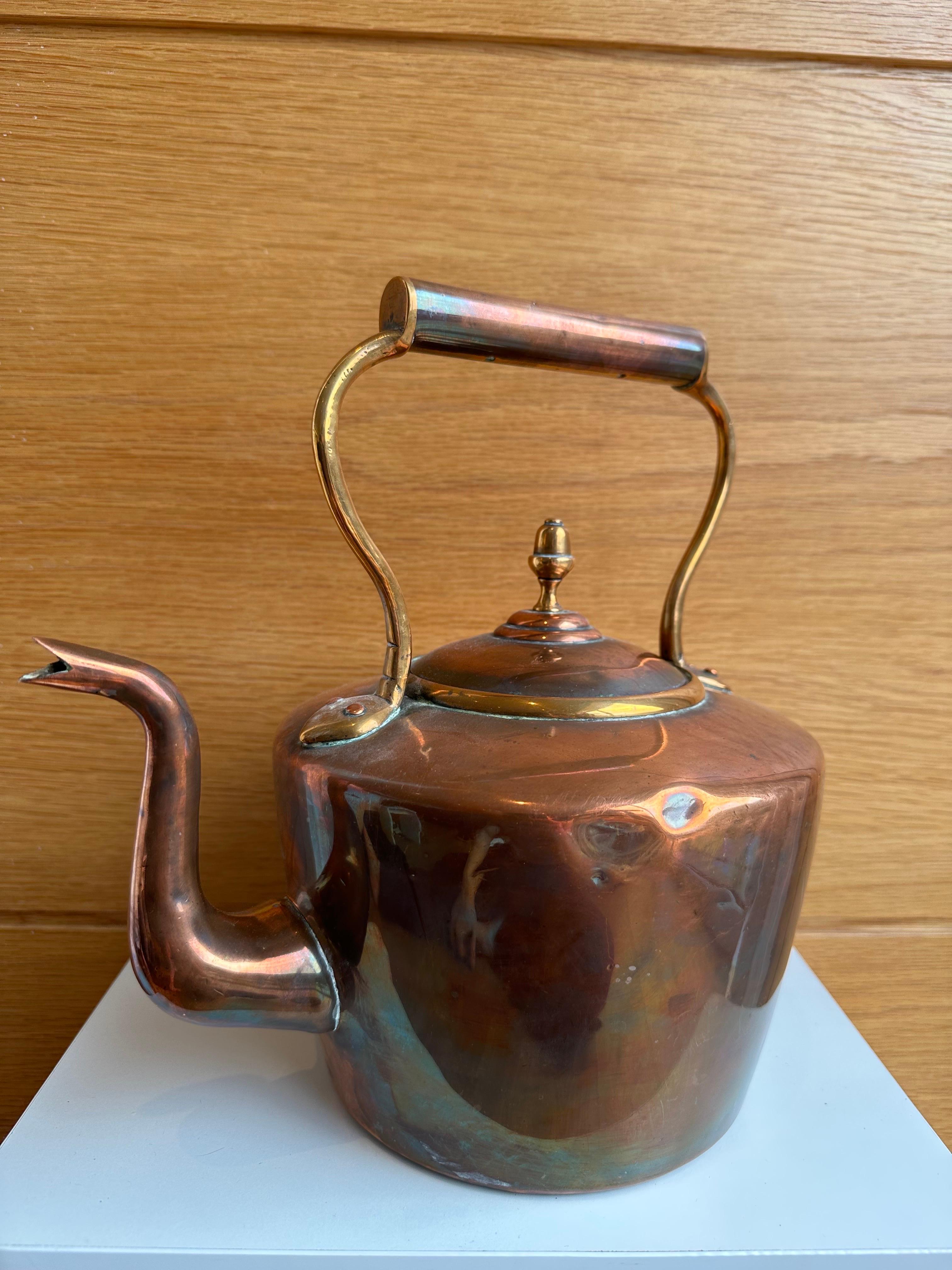 Victorian Bronze & Copper Kettle, 19th Century  In Good Condition For Sale In Southall, GB