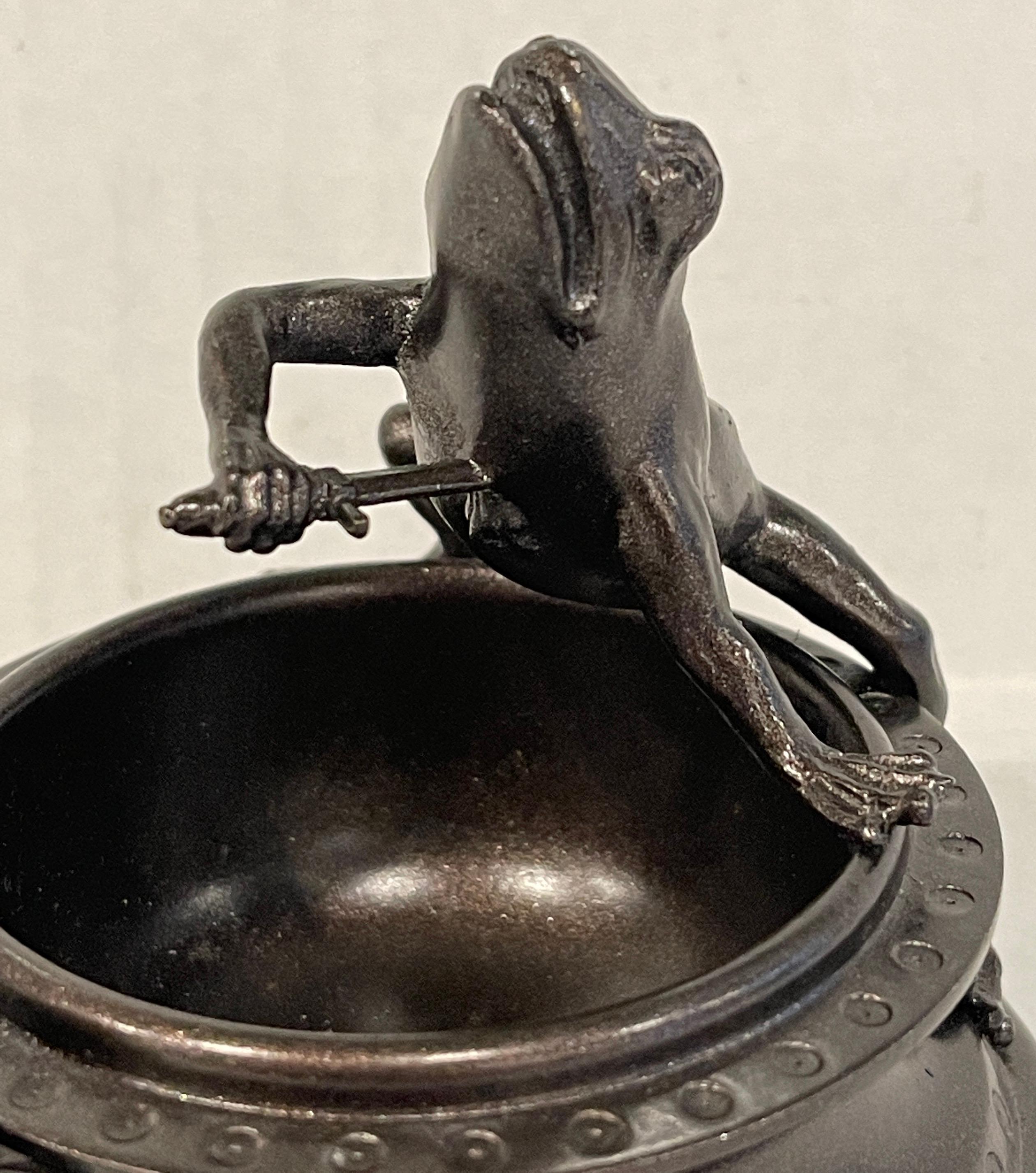 High Victorian Victorian Bronze Operatic Frog Motif Vide-Poche For Sale