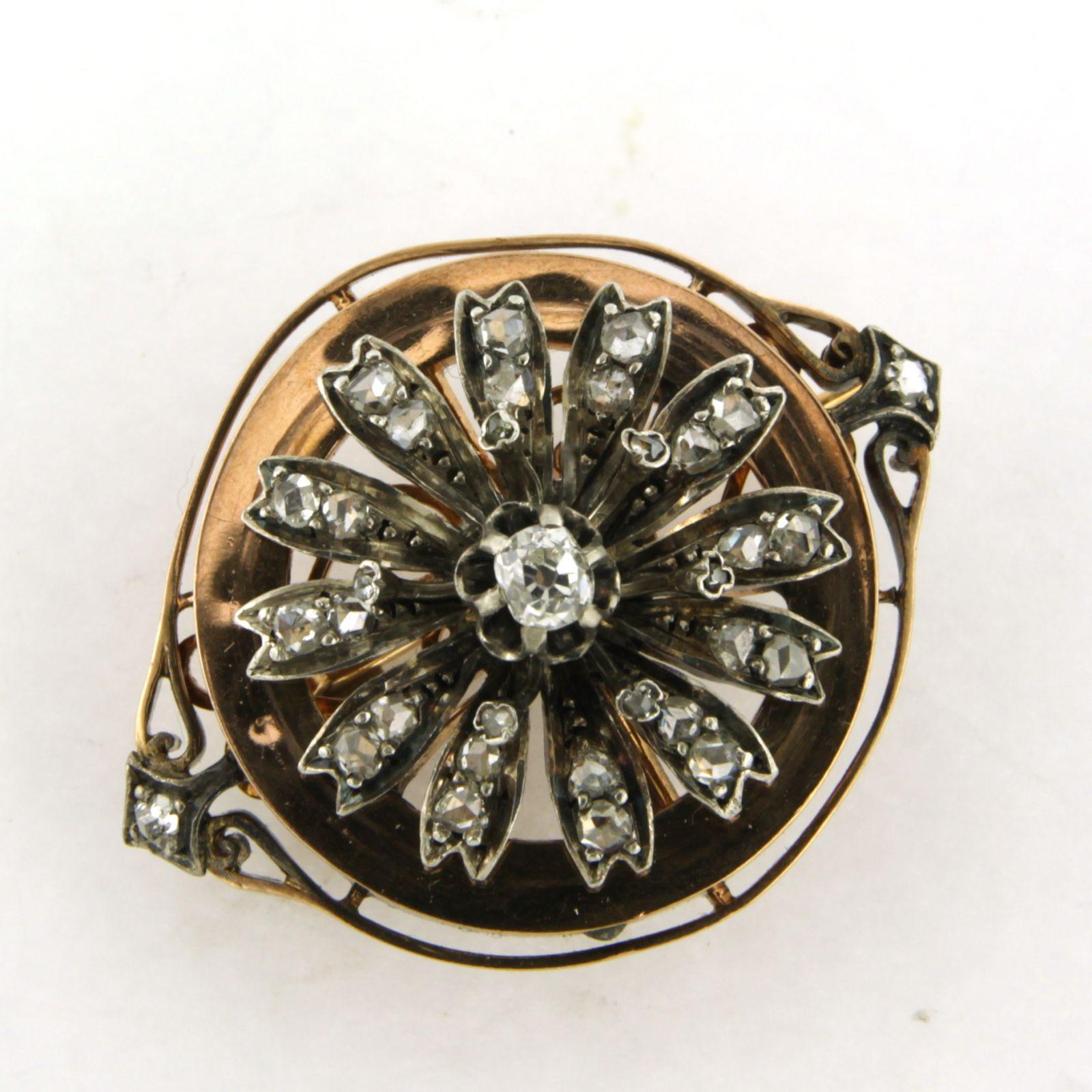 Viktorianische Brosche aus 18 Karat Gold und Silber mit Diamanten im Rosenschliff aus alten Minenschliff Damen im Angebot
