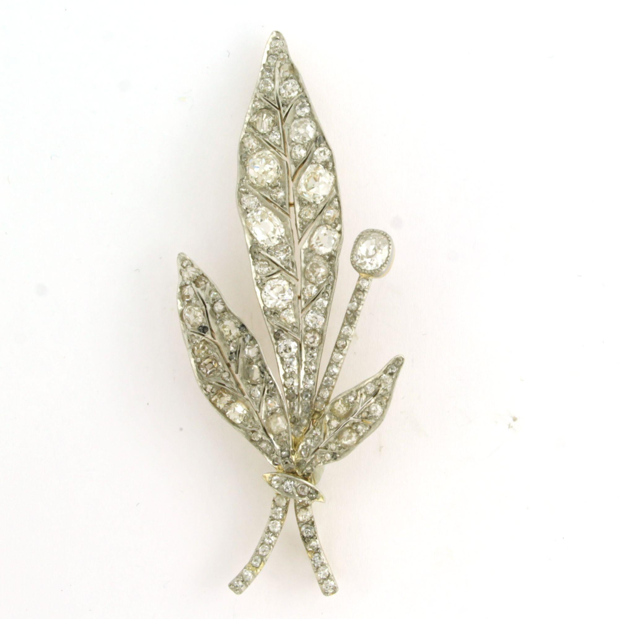 Broche victoriano con diamantes talla mina antigua de hasta 6,00 ct Oro y plata de 14k en venta 1