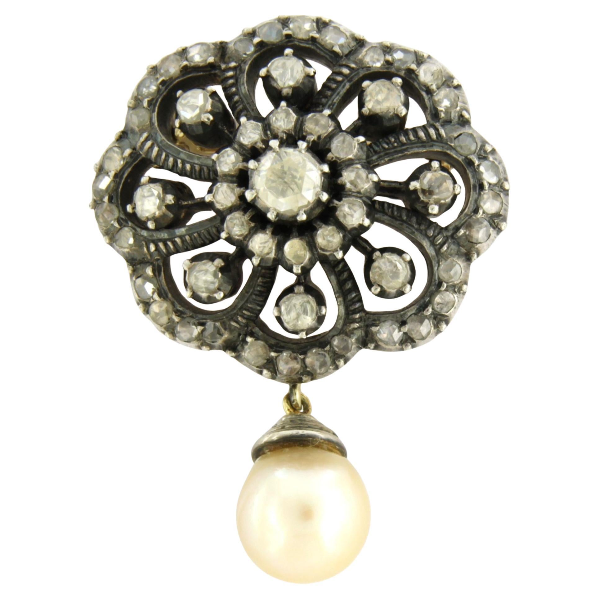 Spilla vittoriana con perla e diamanti taglio rosa 0,80ct in oro e argento 14k
