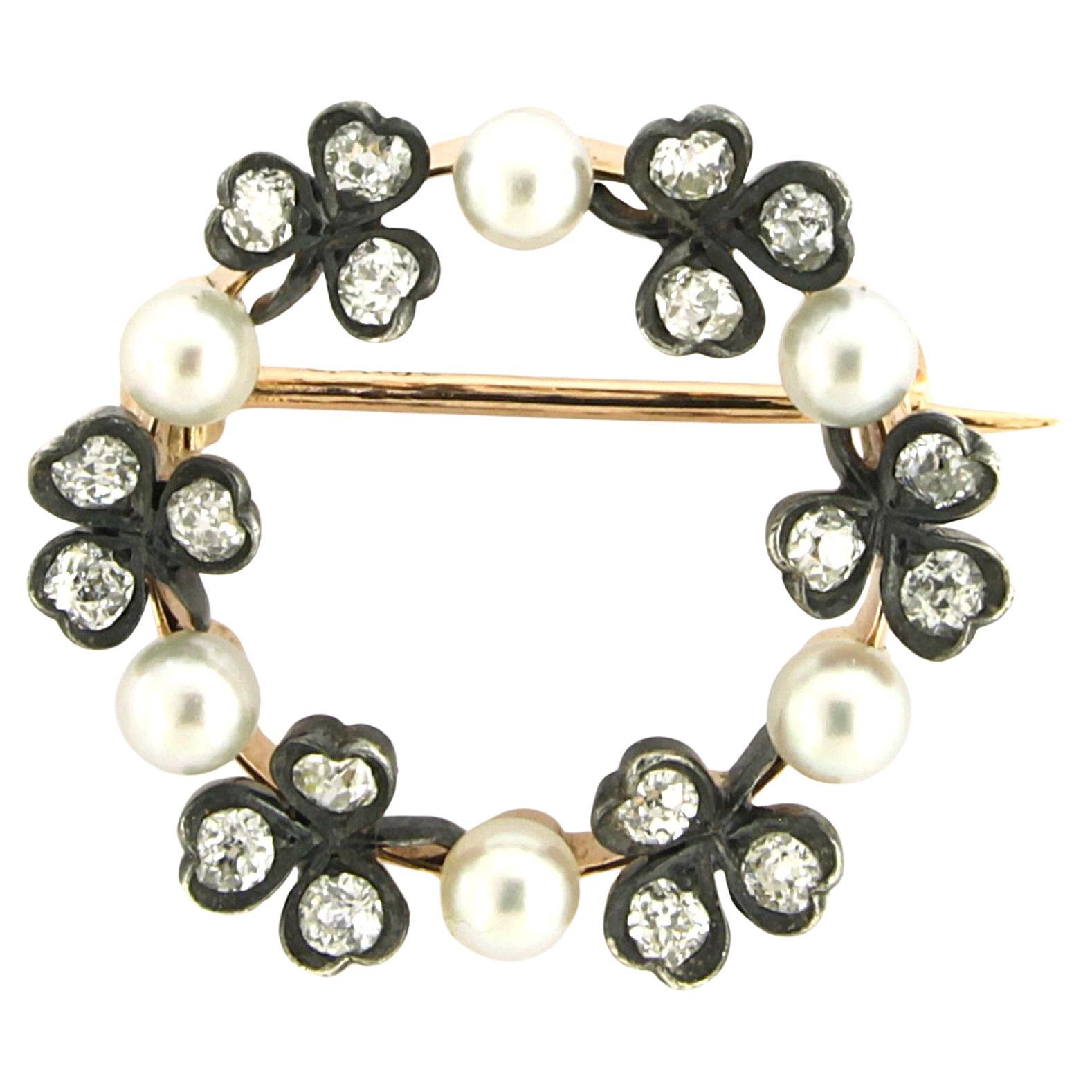 Victorian brooch with pearls and old mine cut diamonds 14k gold and silver