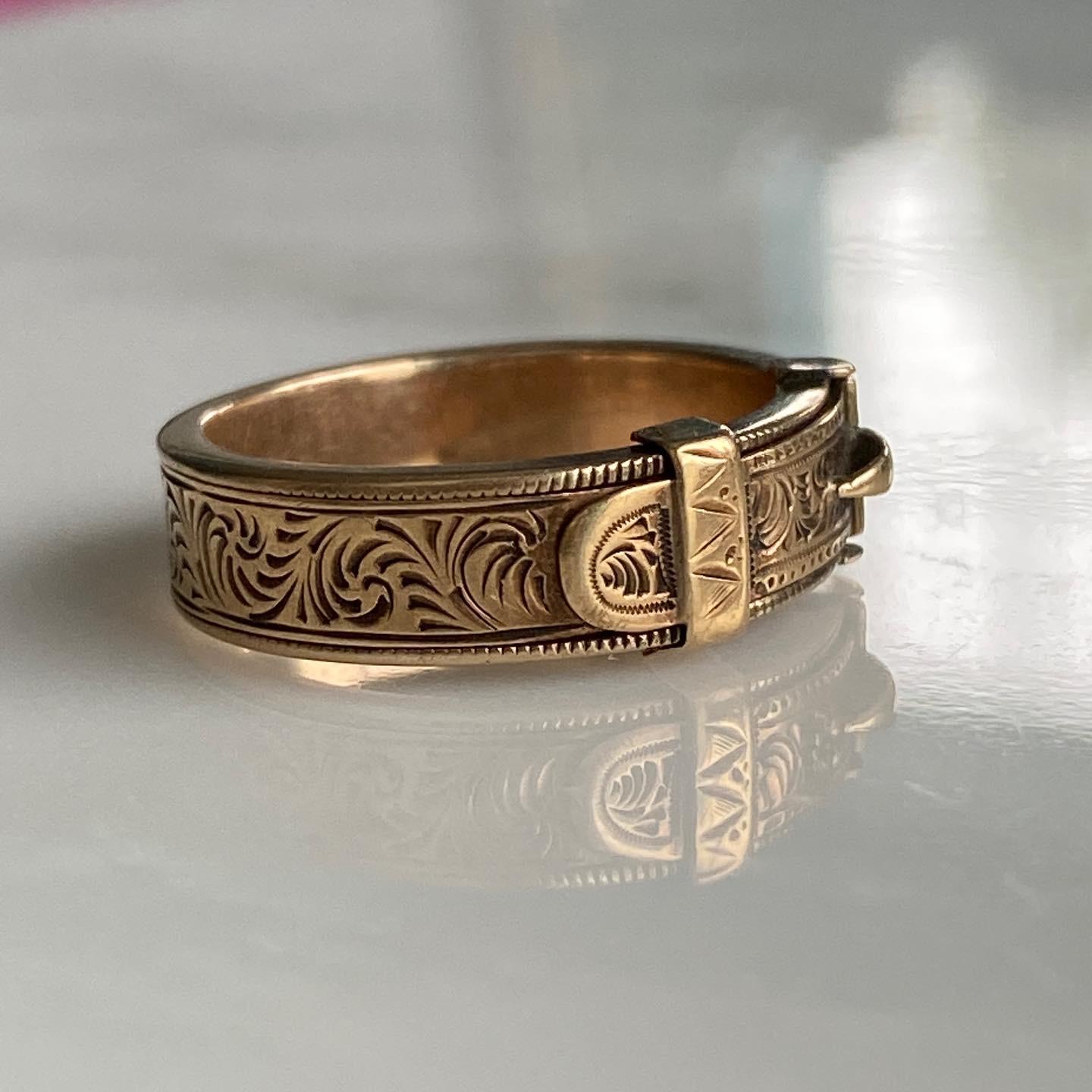 Victorian Buckle 14K Engraved Memorial Ring For Sale 1