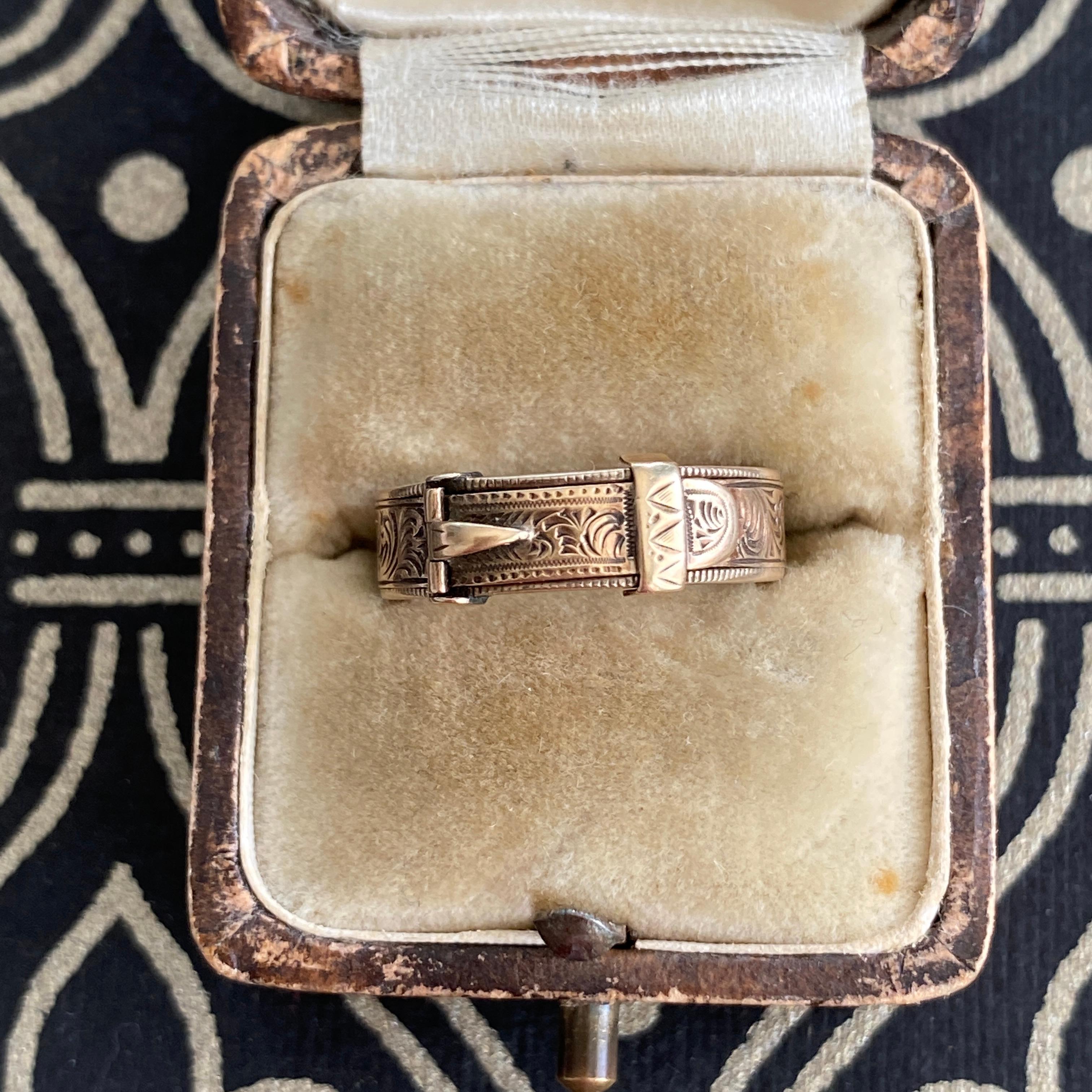 Victorian Buckle 14K Engraved Memorial Ring For Sale 4
