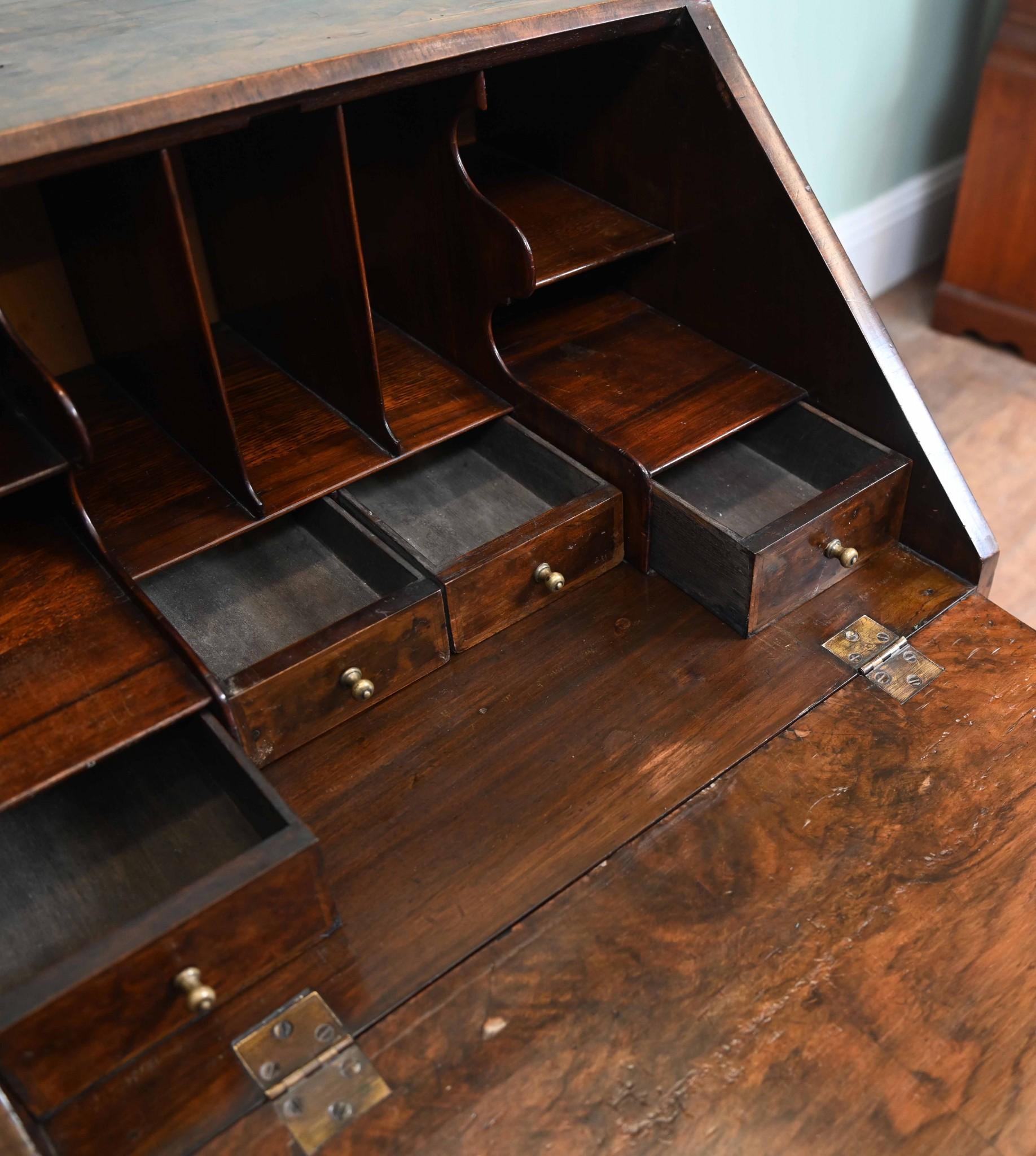 Victorian Bureau Desk Walnut Antique Writing Table 1890 For Sale 4