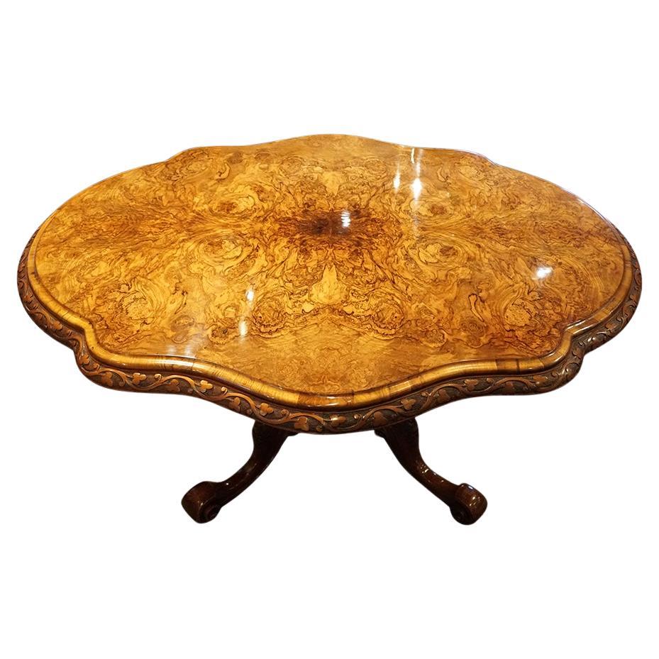 Victorian burr walnut dining table