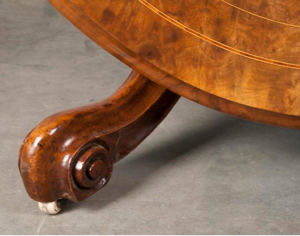 Victorian Burl Wood Veneered Till-Top Table with Mahogany Carved Foot 4