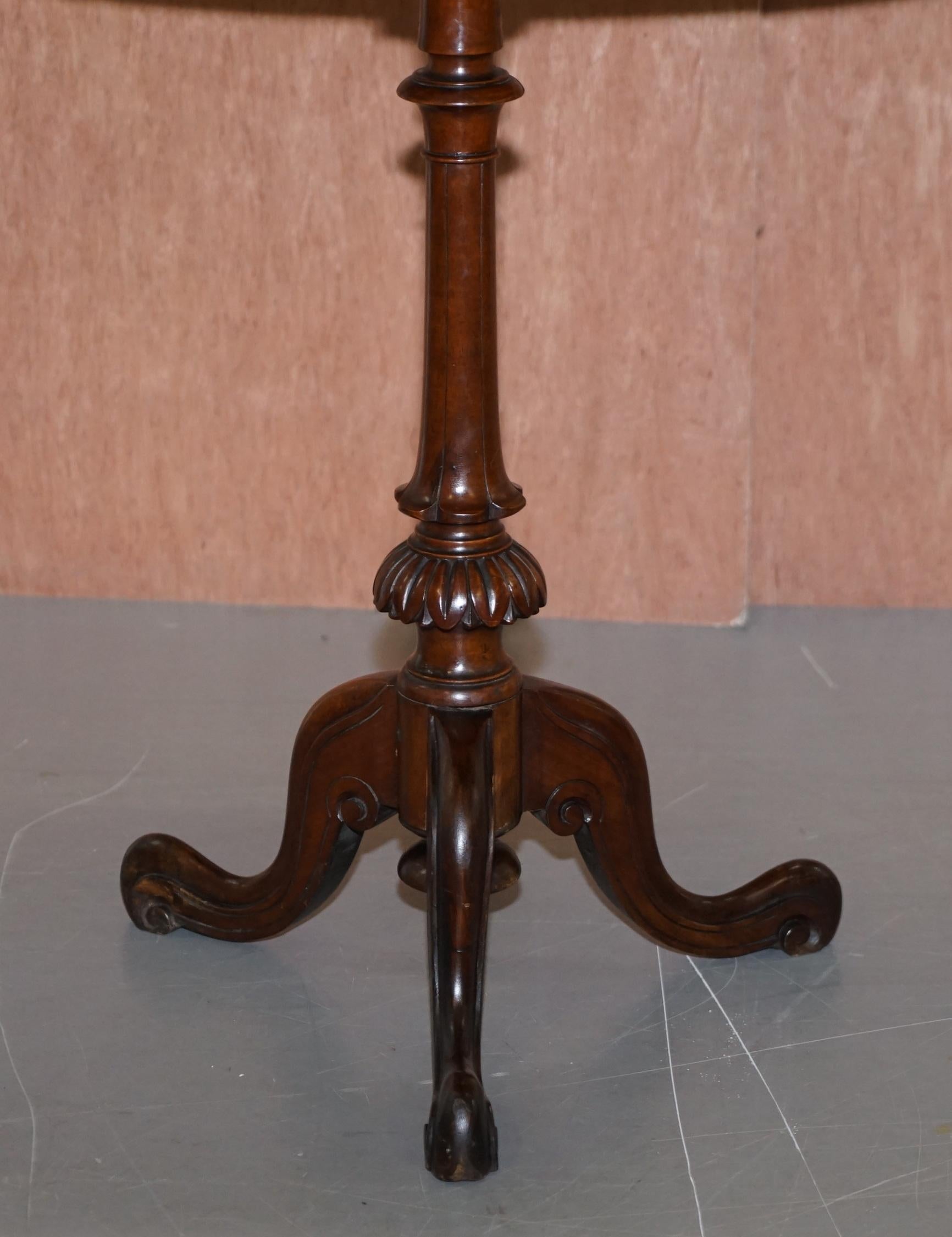 Victorian Burr Quarter Cut Walnut Oval Side End Lamp Tripod Table Ornately Carve For Sale 4