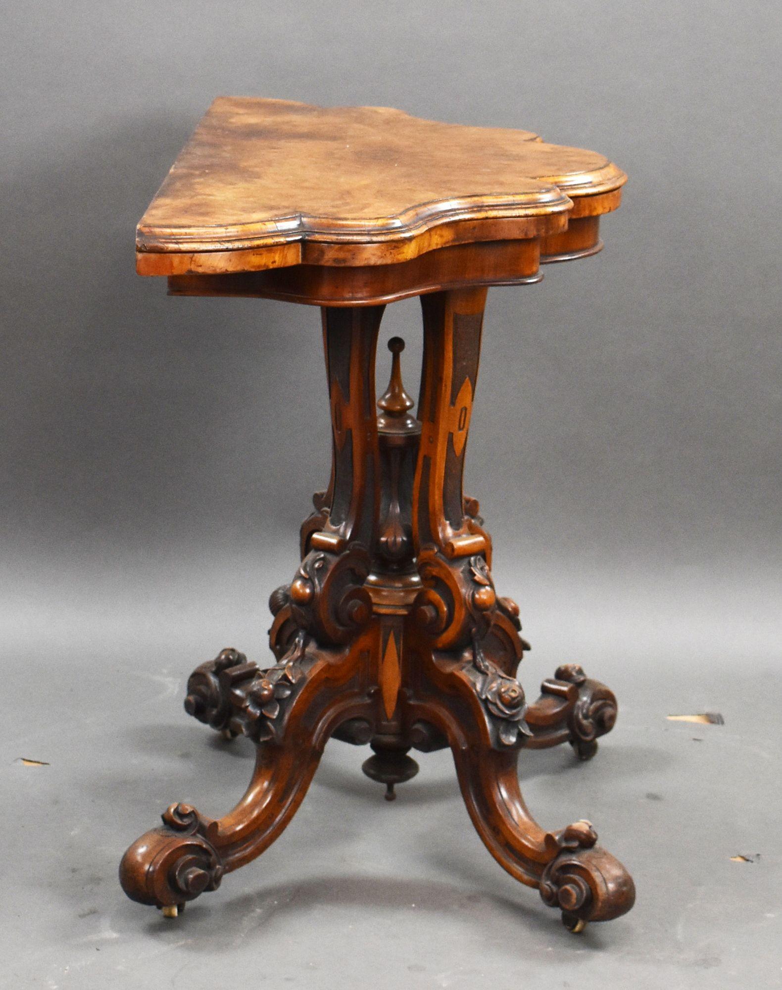 Victorian Burr Walnut Card Table en venta 1