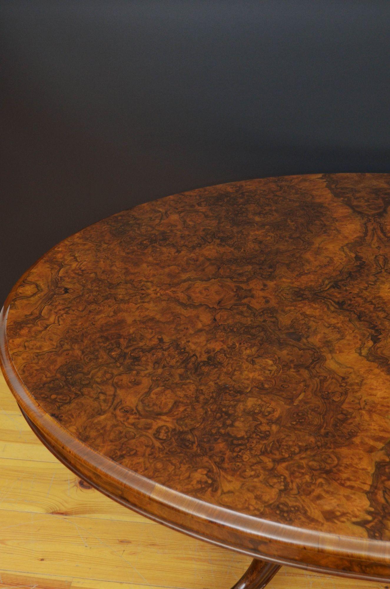 English Victorian Burr Walnut Centre Table / Dining Table For Sale