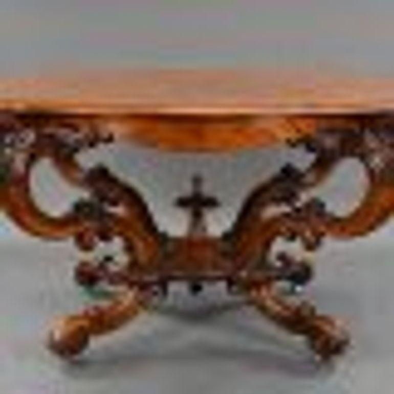 English Victorian Burr Walnut Centre Table For Sale