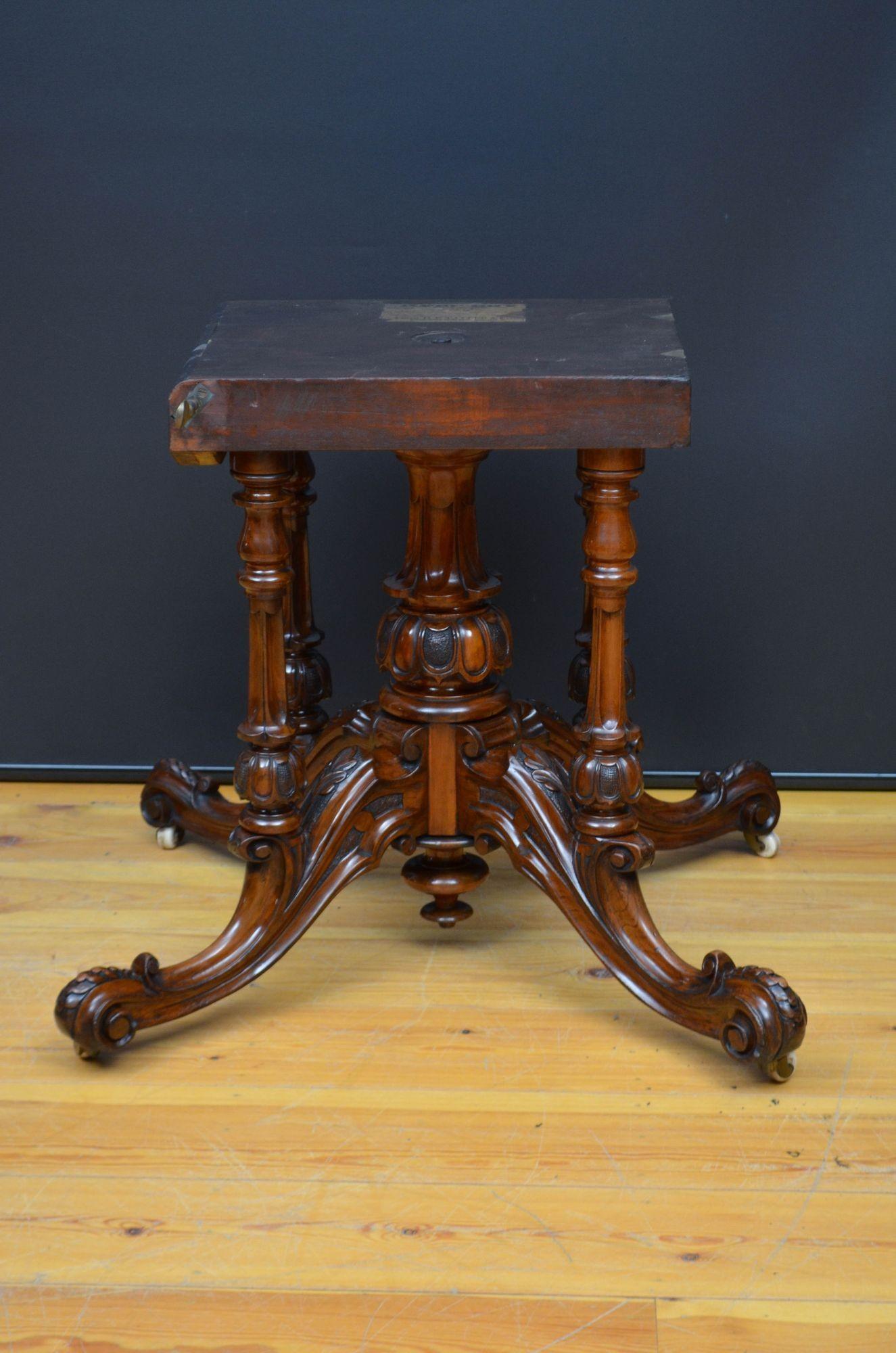 Victorian Burr Walnut Centre Table or Dining Table For Sale 5