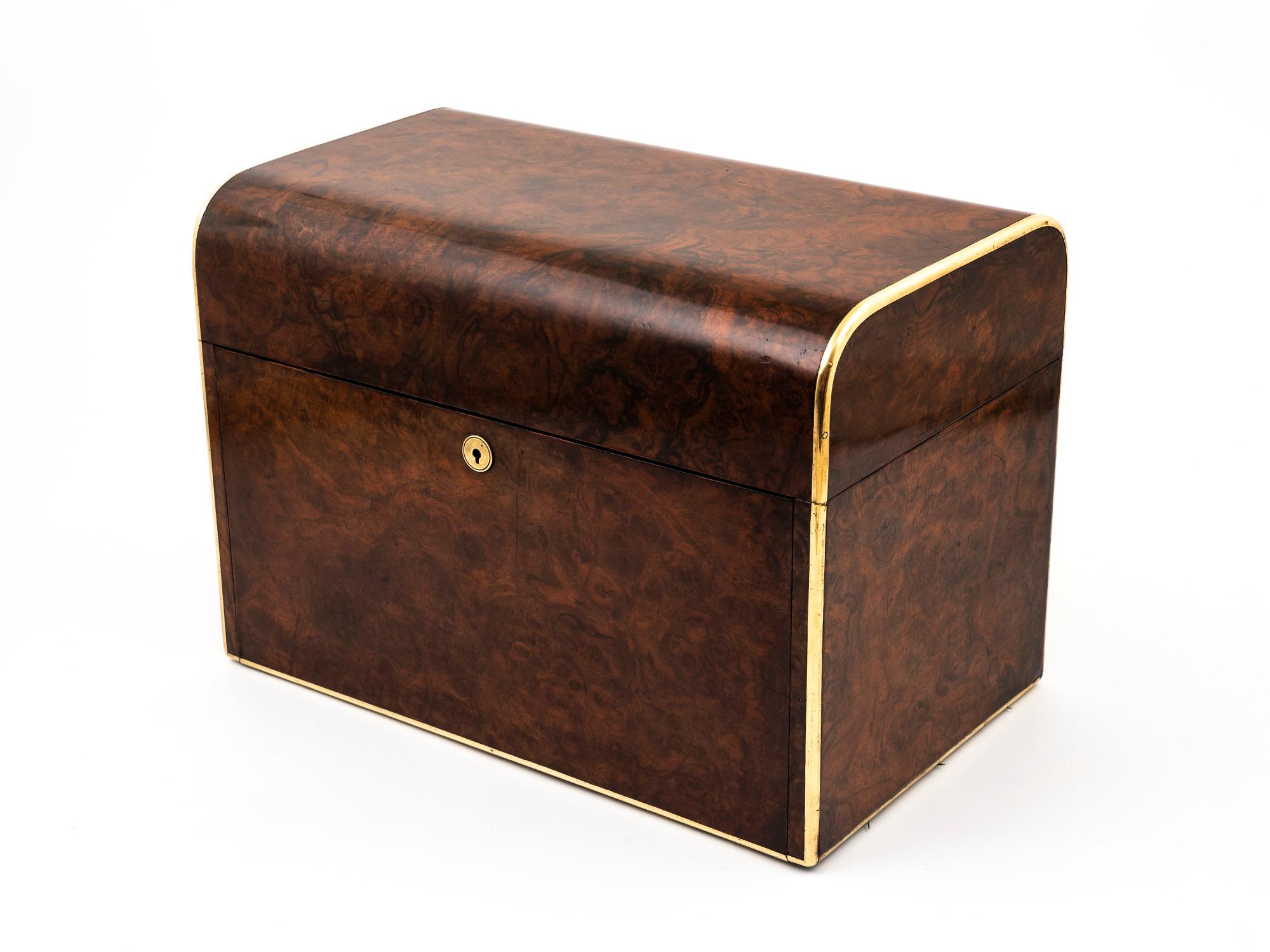 19th Century Victorian Burr Walnut Decanter Box For Sale