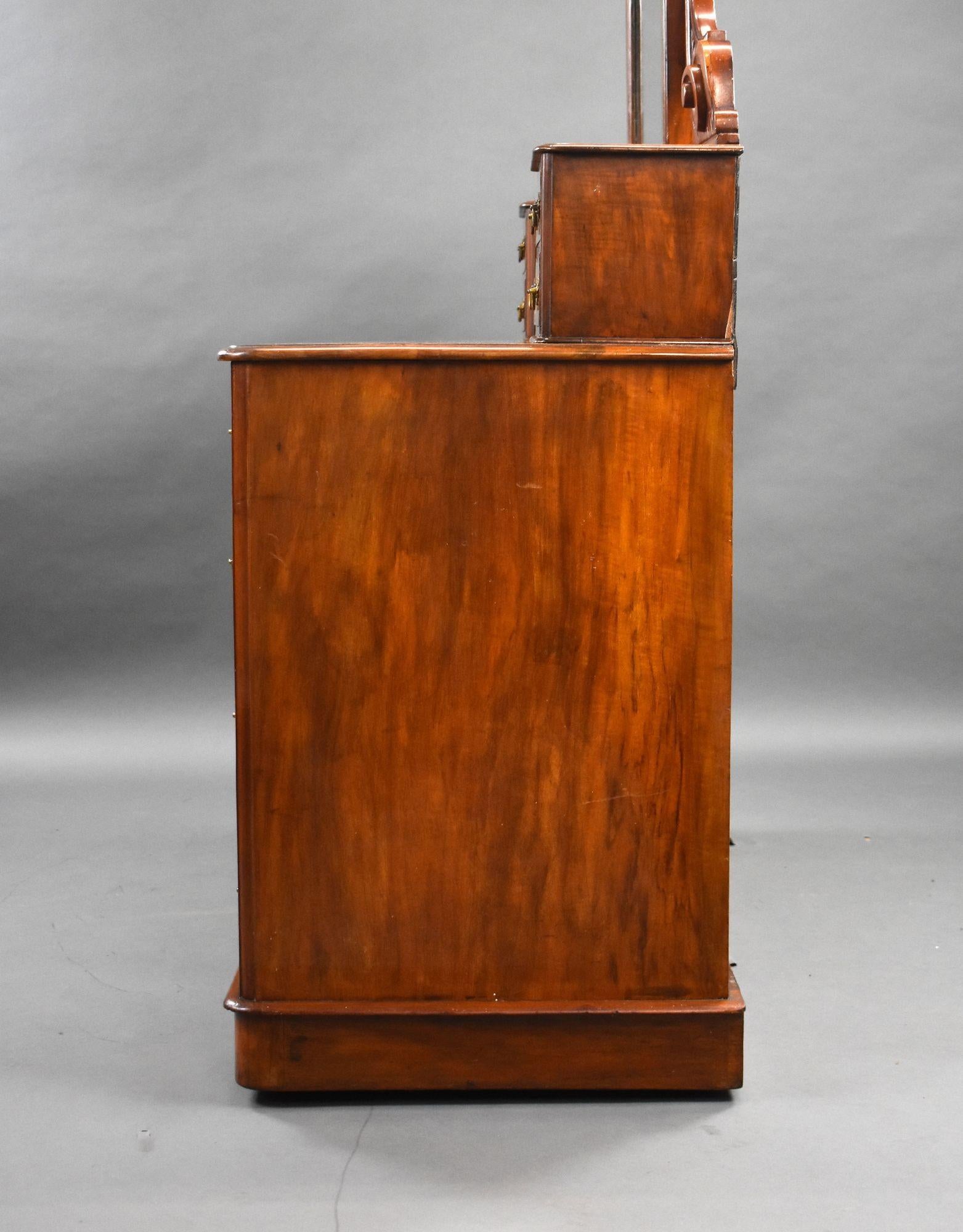 19th Century Victorian Burr Walnut Dressing Table