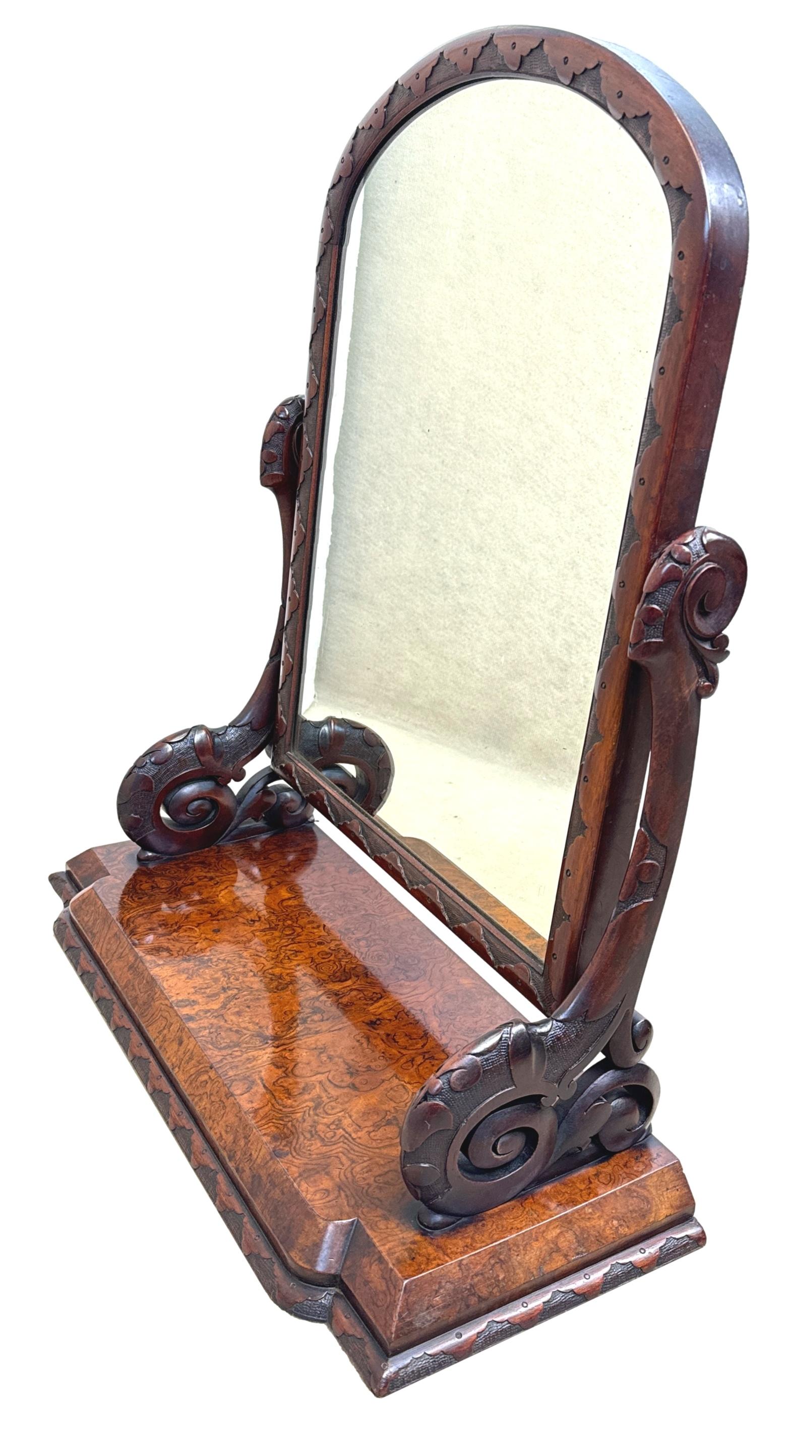 Victorian Burr Walnut Dressing Table Mirror In Good Condition For Sale In Bedfordshire, GB