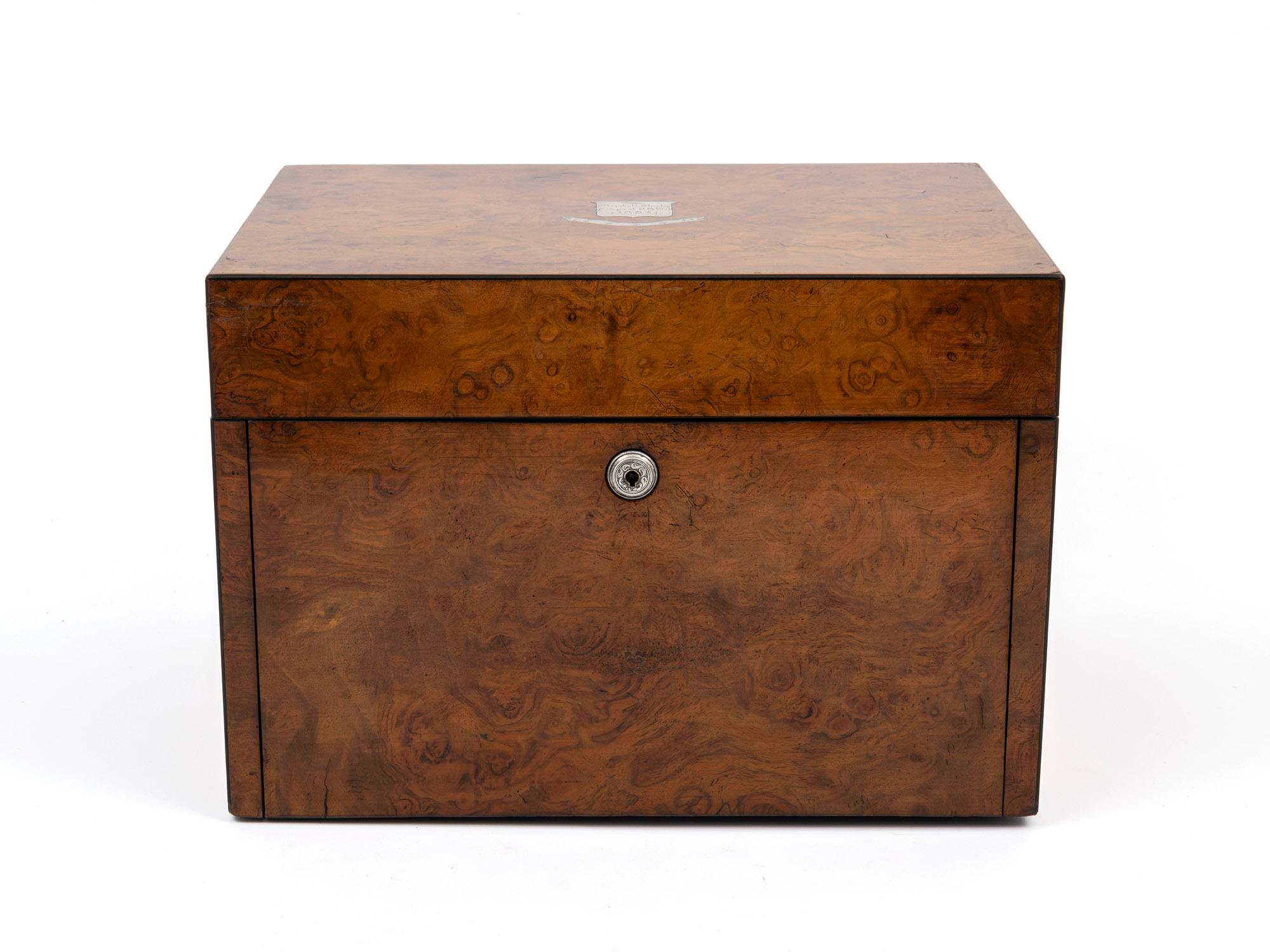 19th Century Victorian Burr Walnut Fitted Vanity Box For Sale