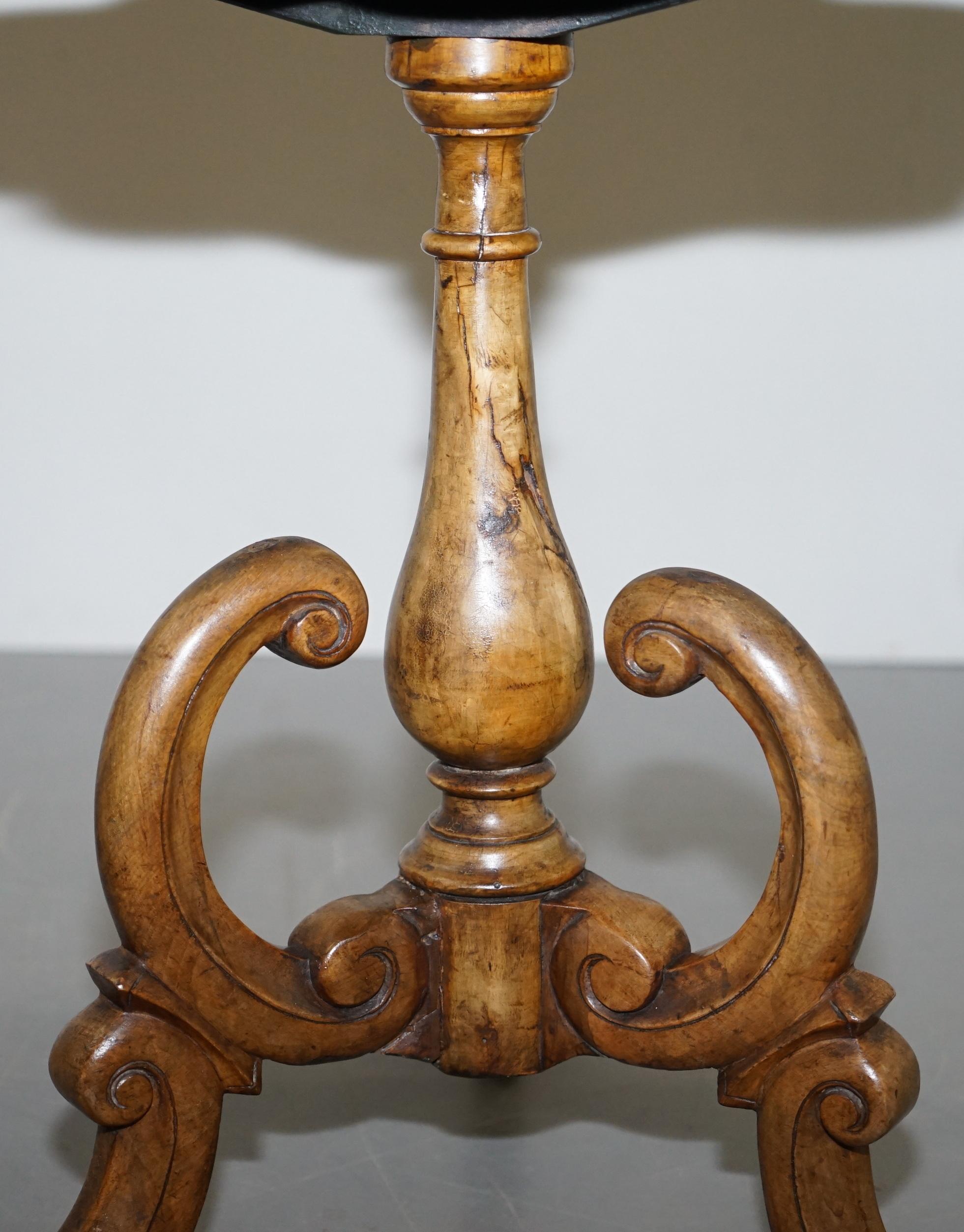 Victorian Burr Walnut Flower Tripod Side Table Victorian Ornate Carving Inlaid 3