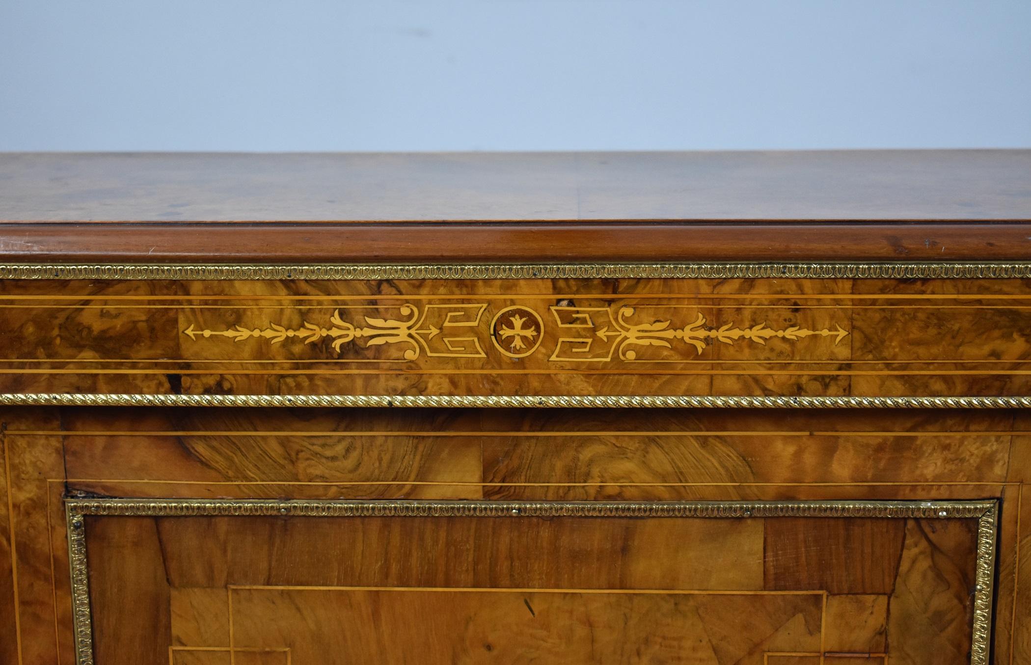 Victorian Burr Walnut Inlaid Credenza 4