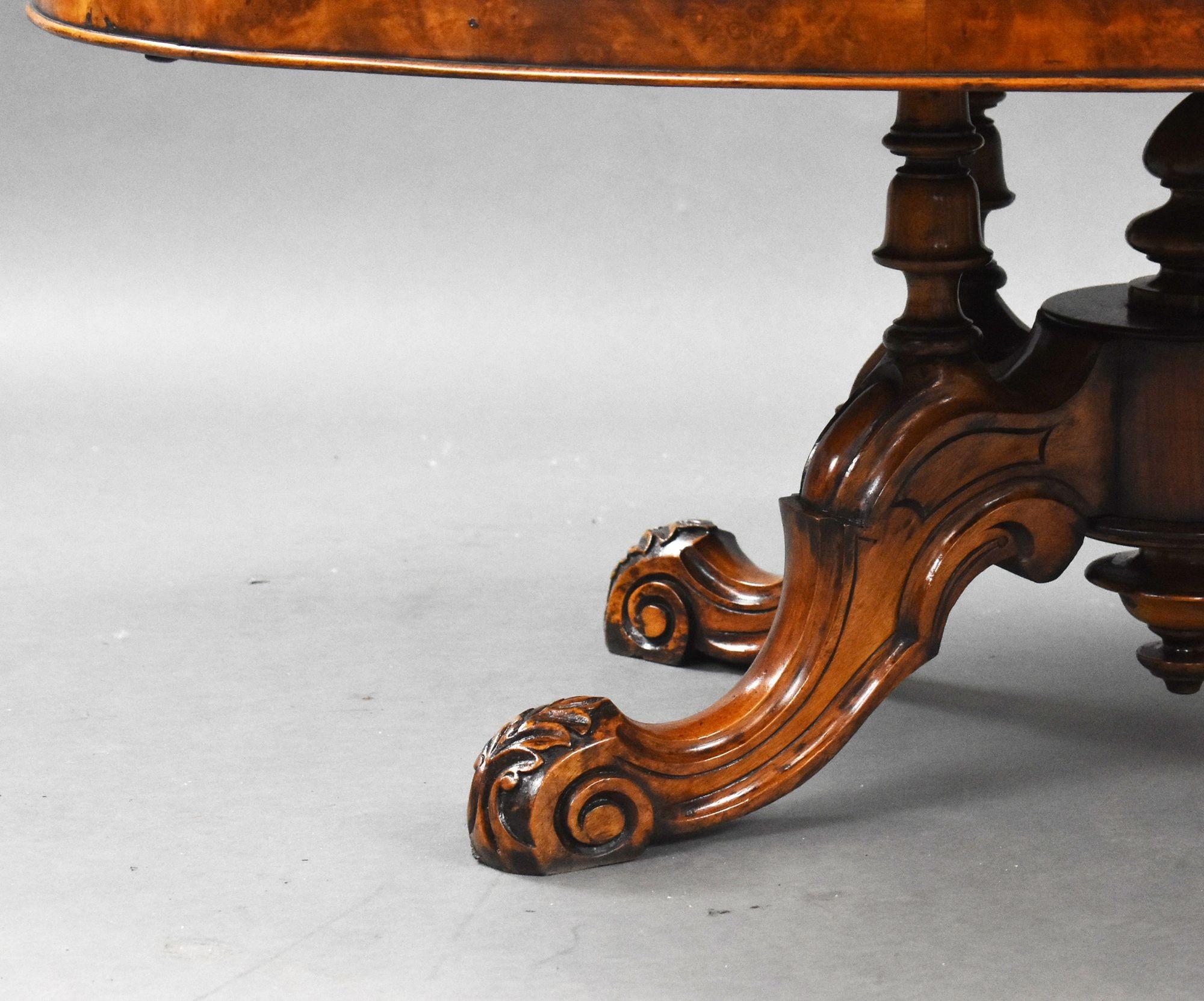 Victorian Burr Walnut Inlaid Oval Coffee Table In Good Condition In Chelmsford, Essex