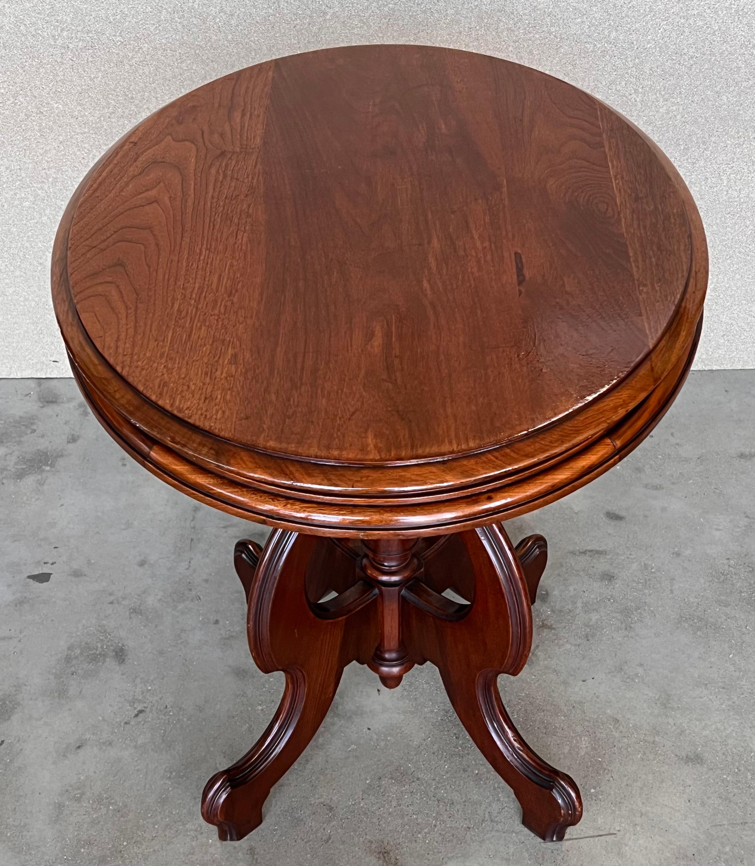 Victorian Burr Walnut Inlaid Oval Coffee Table For Sale 1