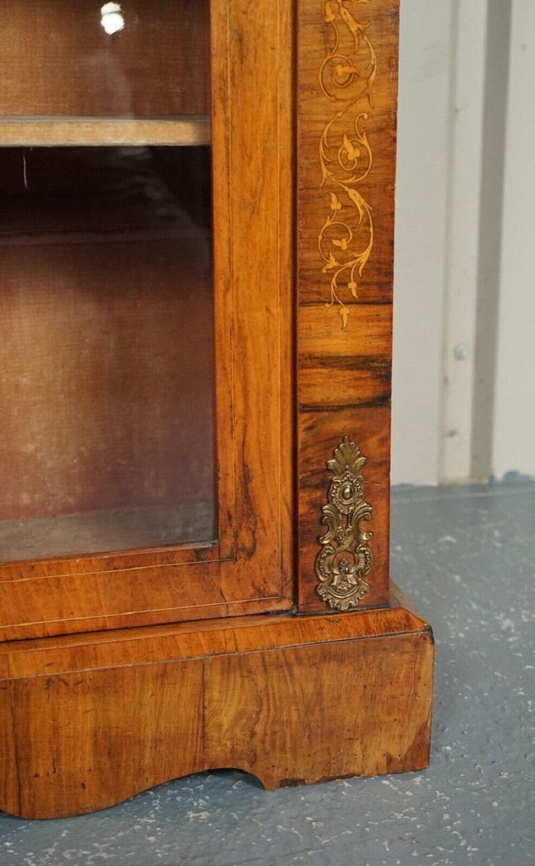 Victorian Burr Walnut Marquetry Pier Glazed Cabinet with Ormolu Mounts, 1880s For Sale 1