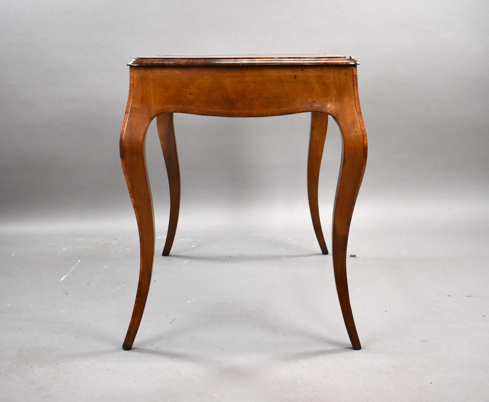 XIX secolo Victorian Burr Walnut & Marquetry Writing Table in vendita