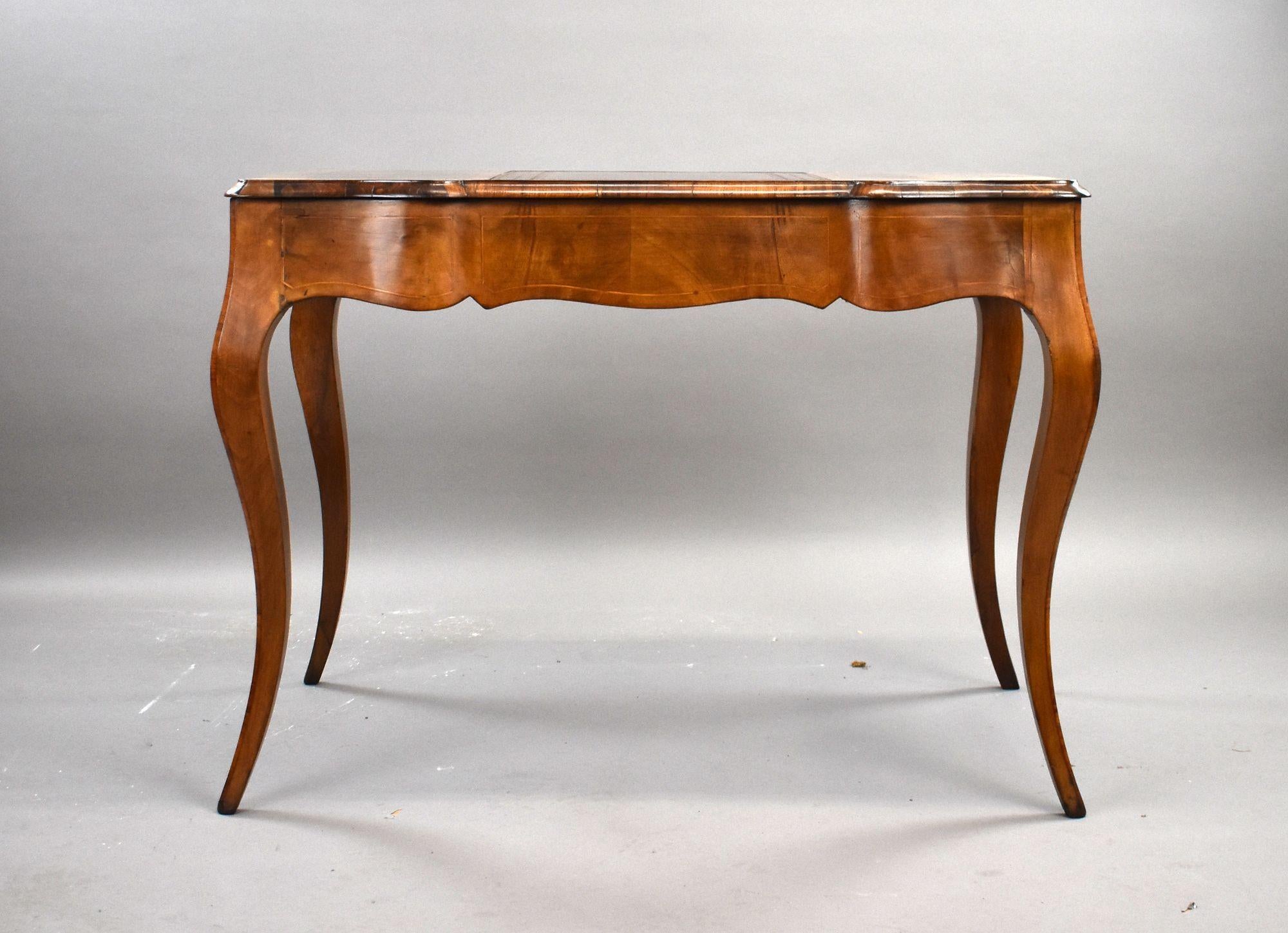 Noce Victorian Burr Walnut & Marquetry Writing Table in vendita