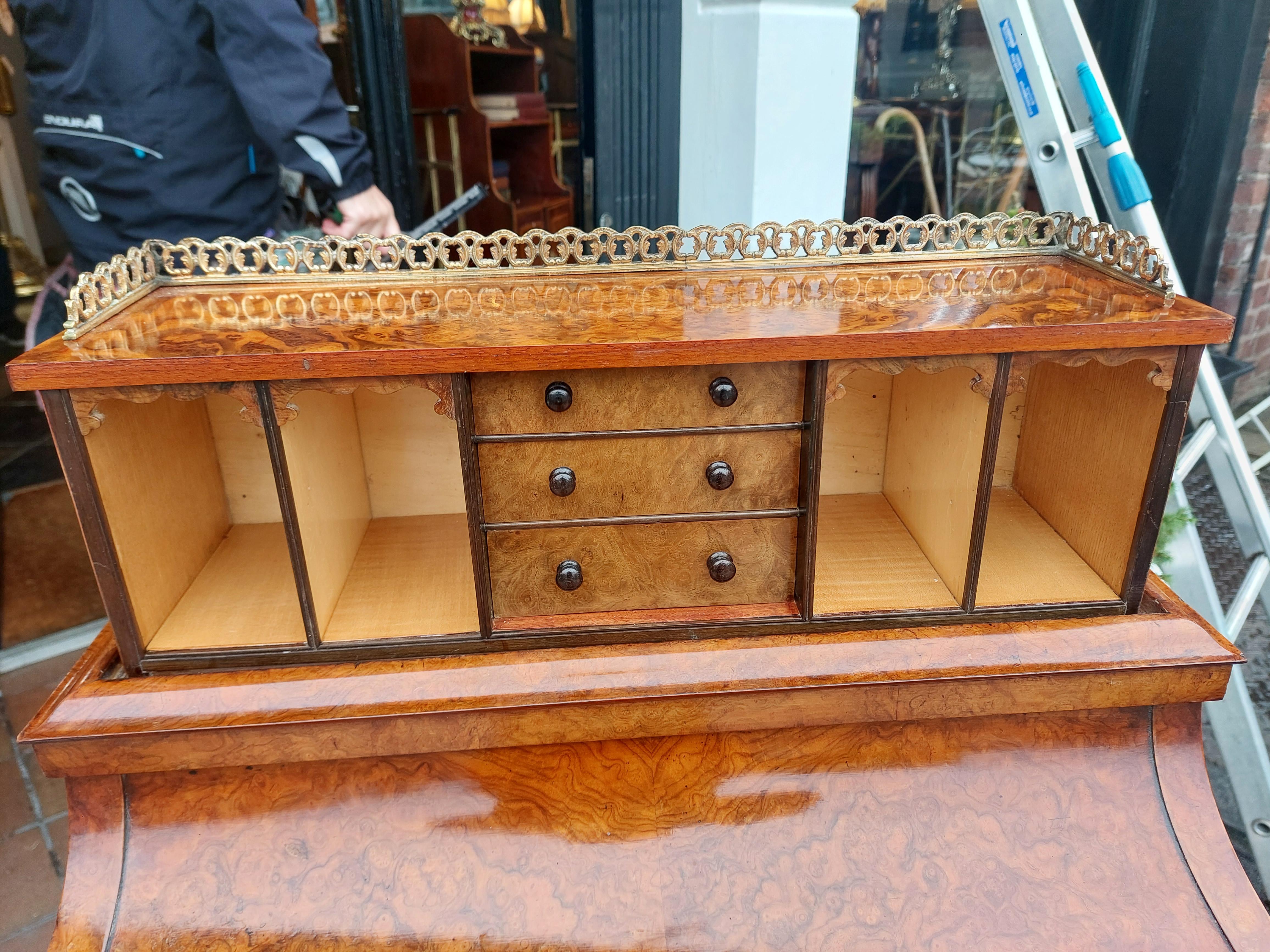 Victorian Burr Walnut Piano Top Pop Up Davenport For Sale 5