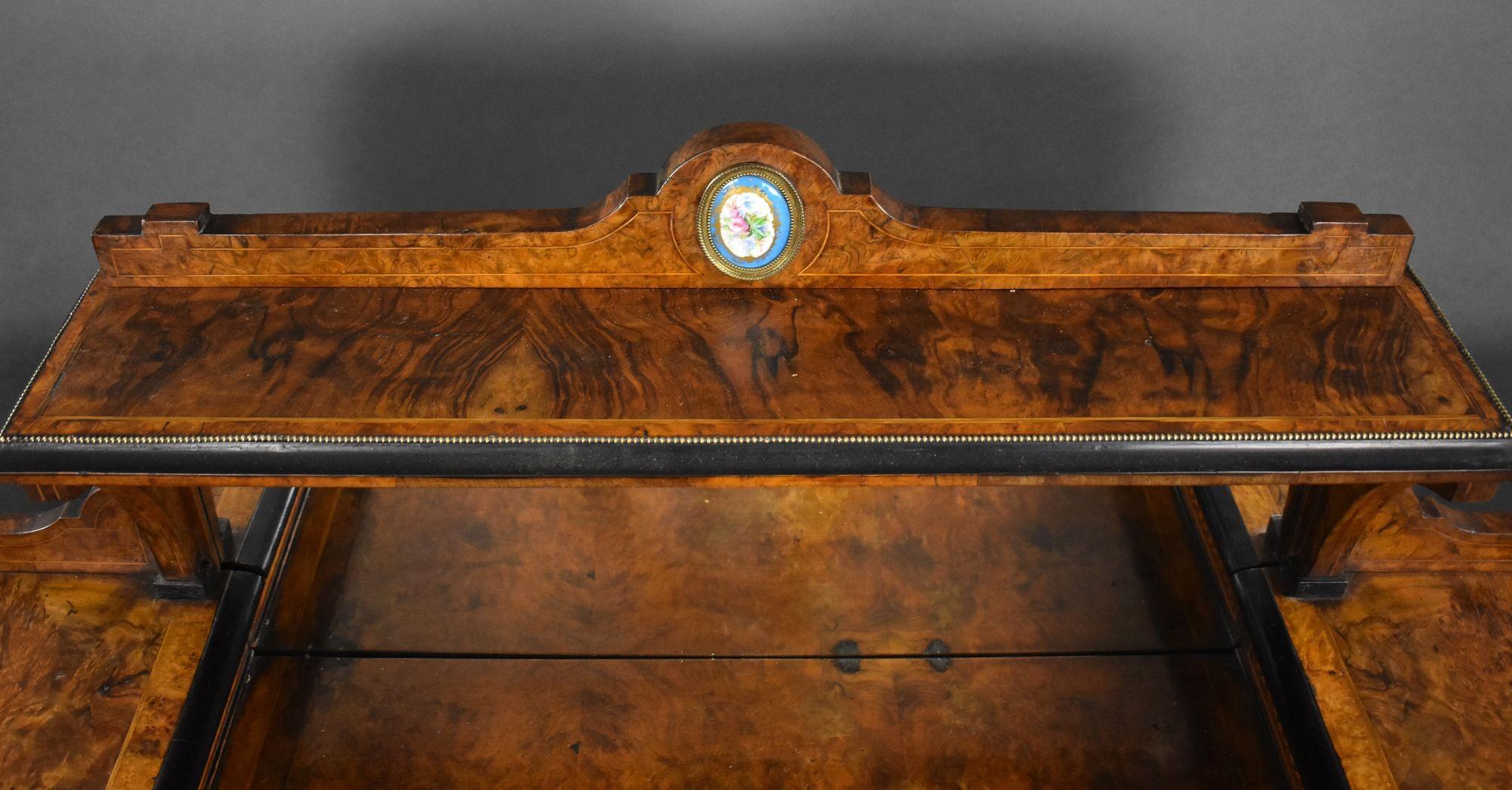 Victorian Burr Walnut Sideboard For Sale 1