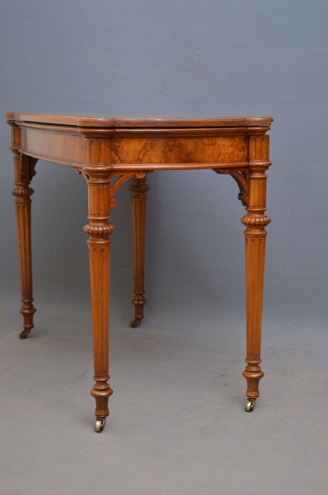 Victorian Burr Walnut Table For Sale 4