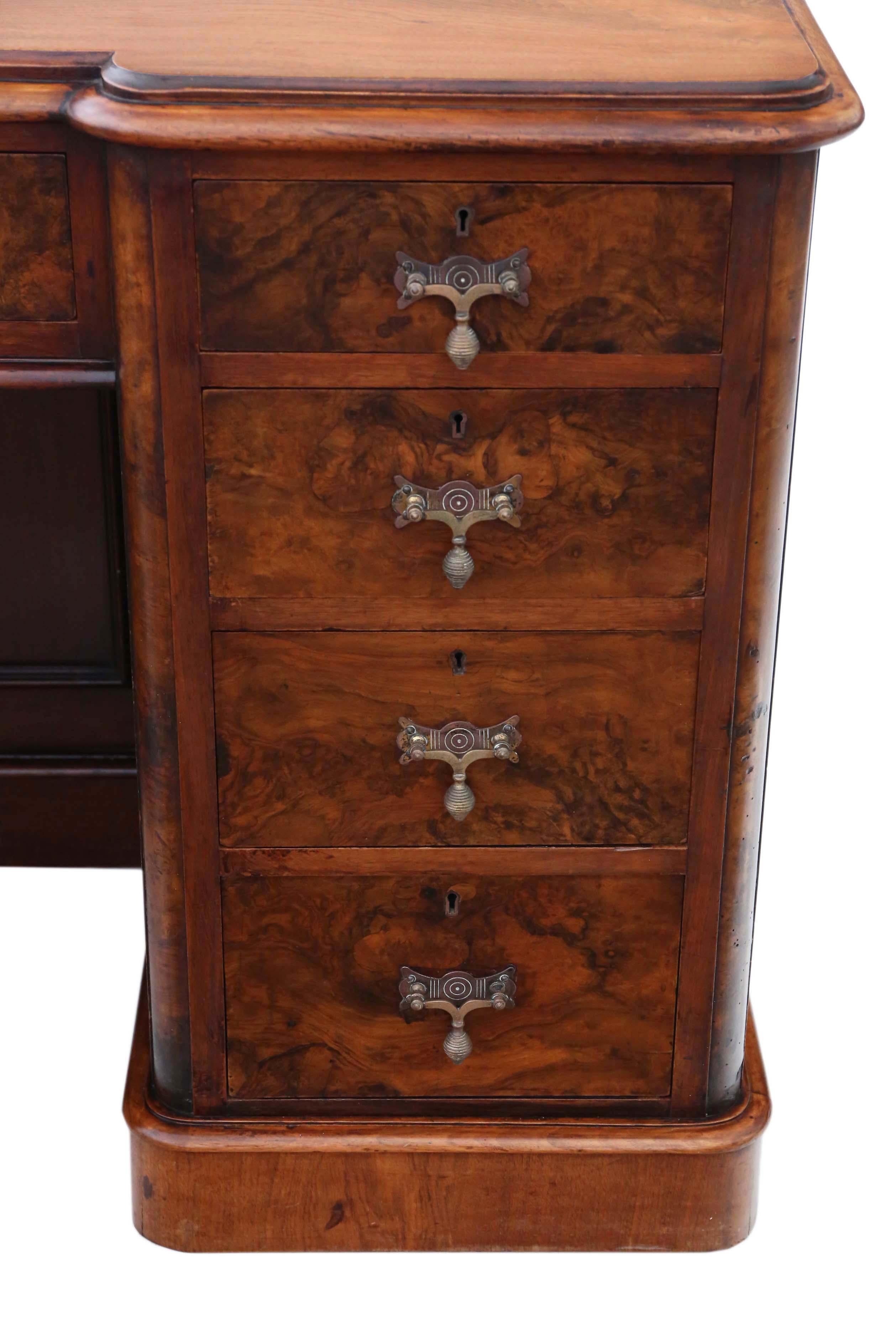 Victorian Burr Walnut Twin Pedestal Desk Writing Table, circa 1880 1