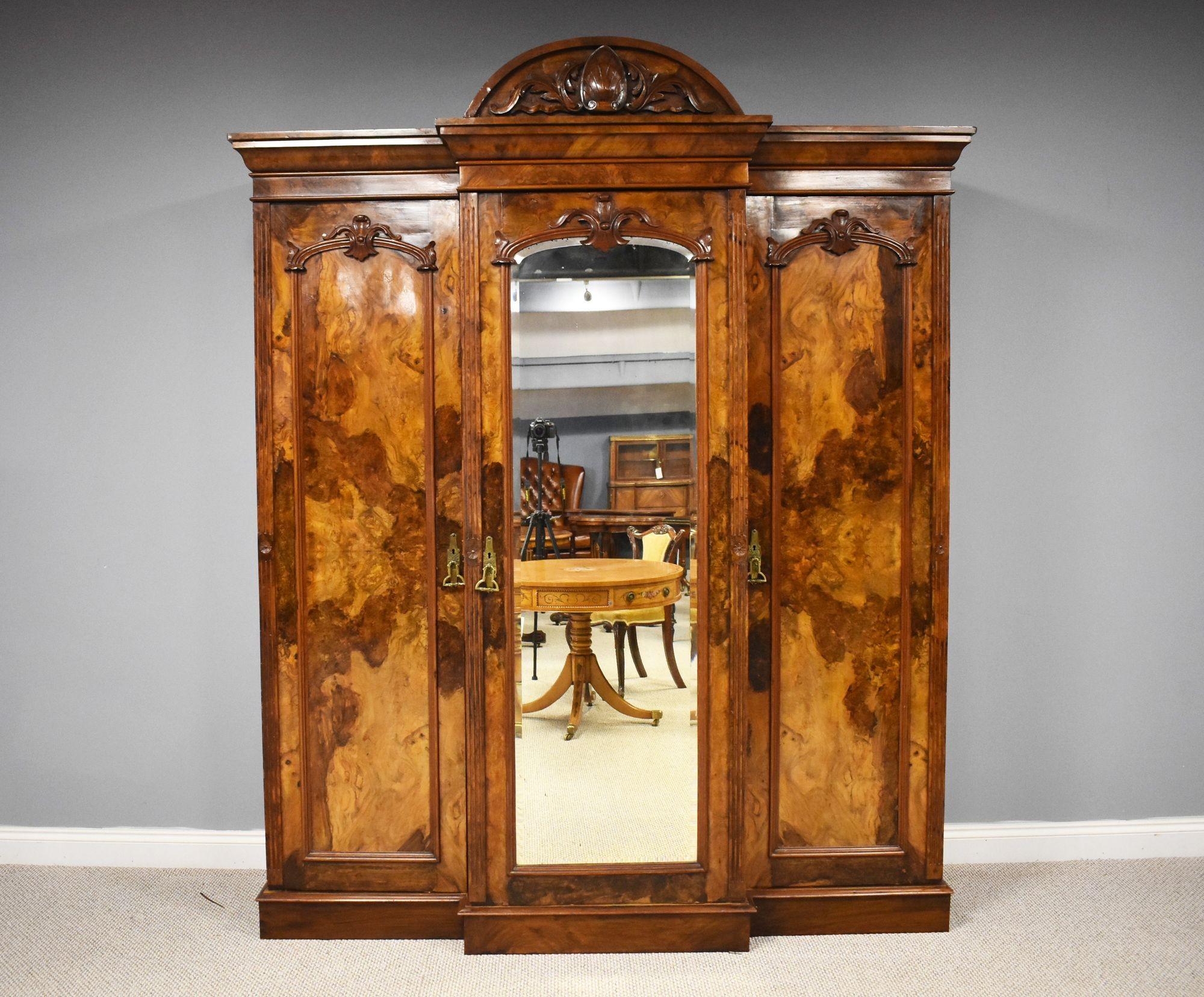 19th Century Victorian Burr Walnut Wardrobe