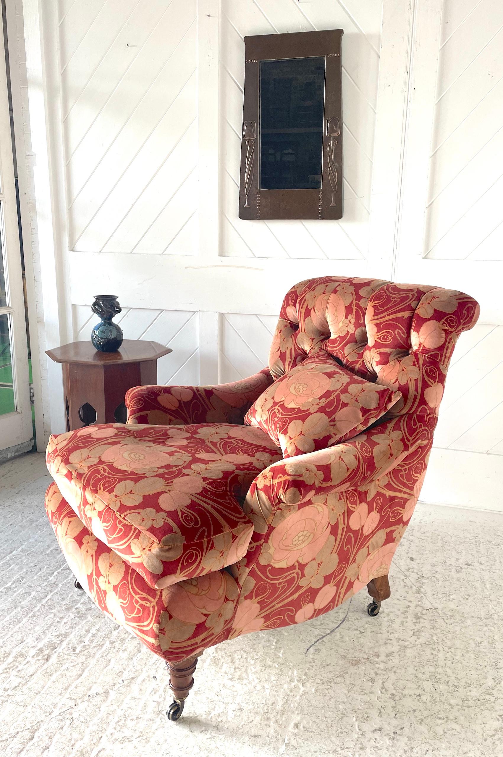 Sillón victoriano con respaldo de botones Británico en venta