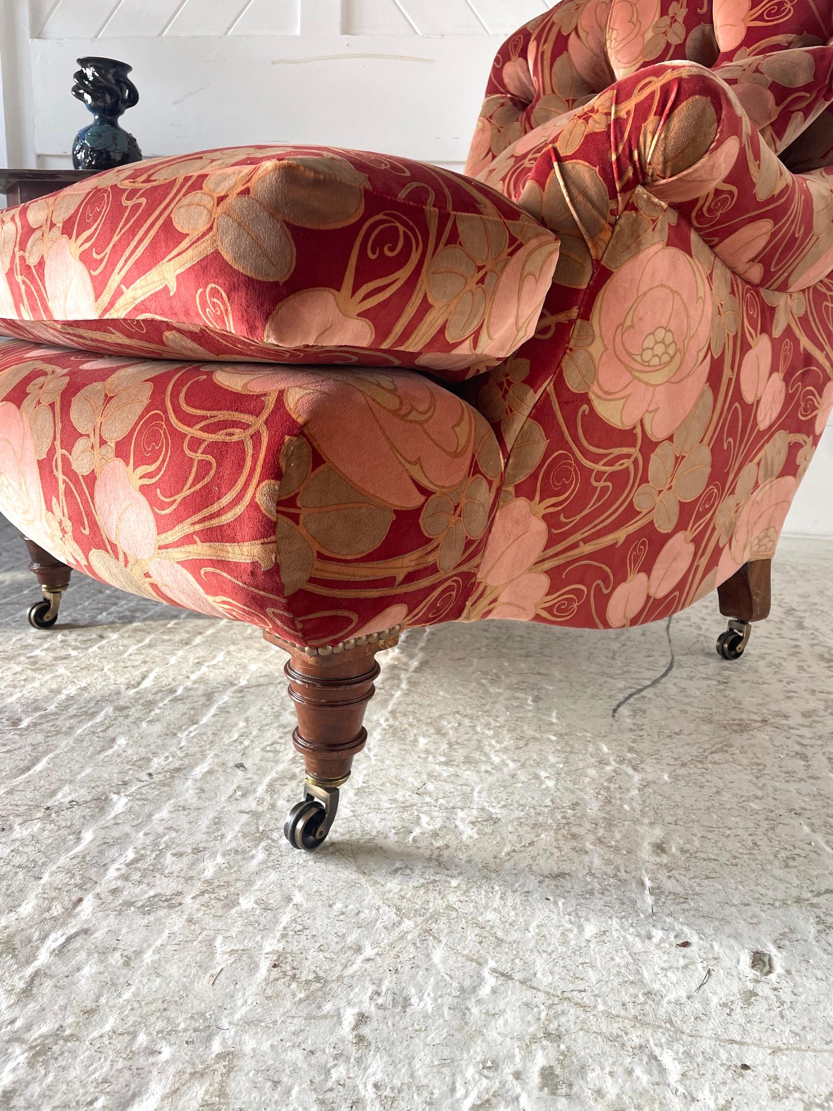Sillón victoriano con respaldo de botones Carpintería en venta