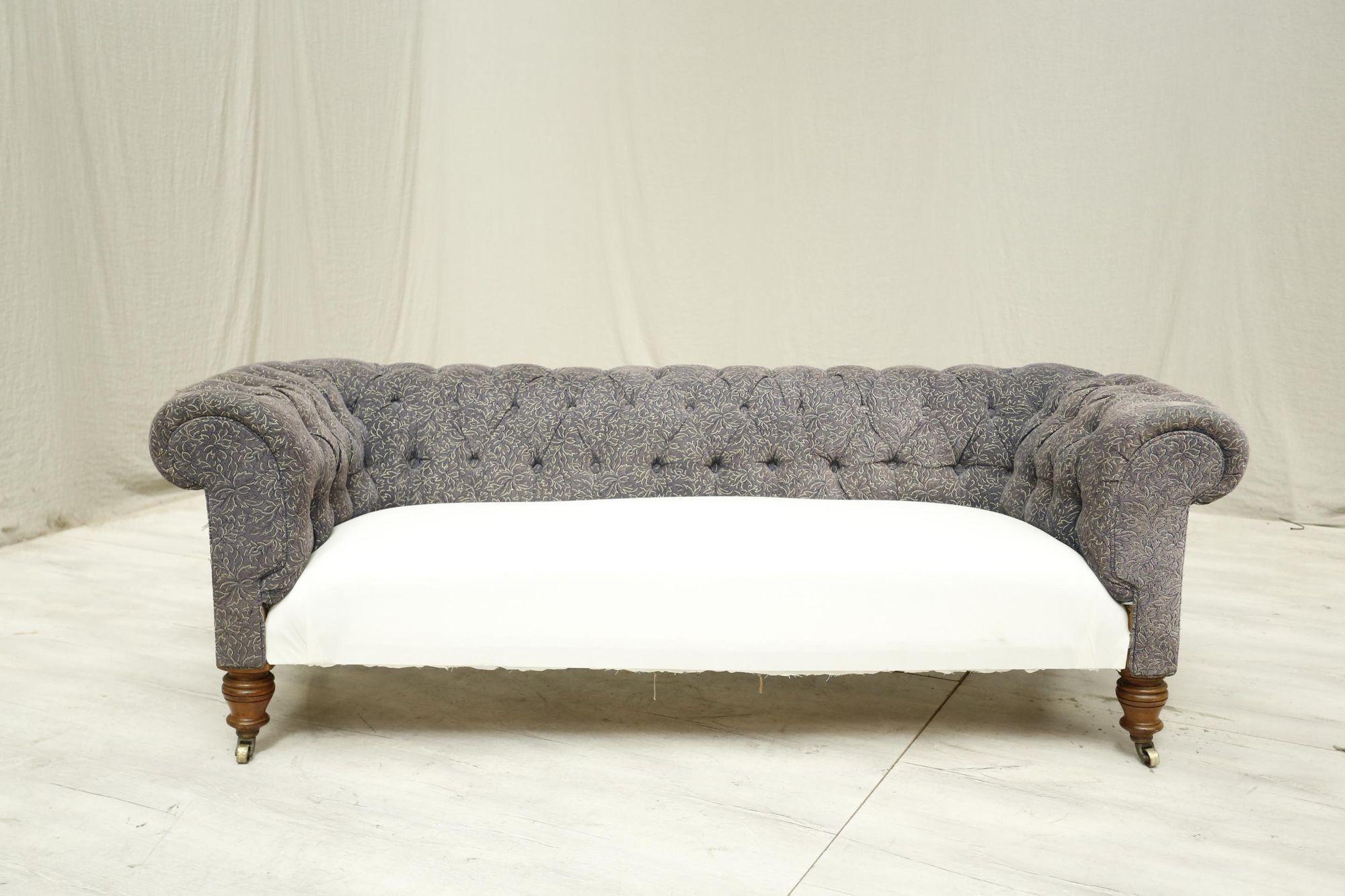 19th Century Victorian Buttoned Back Chesterfield