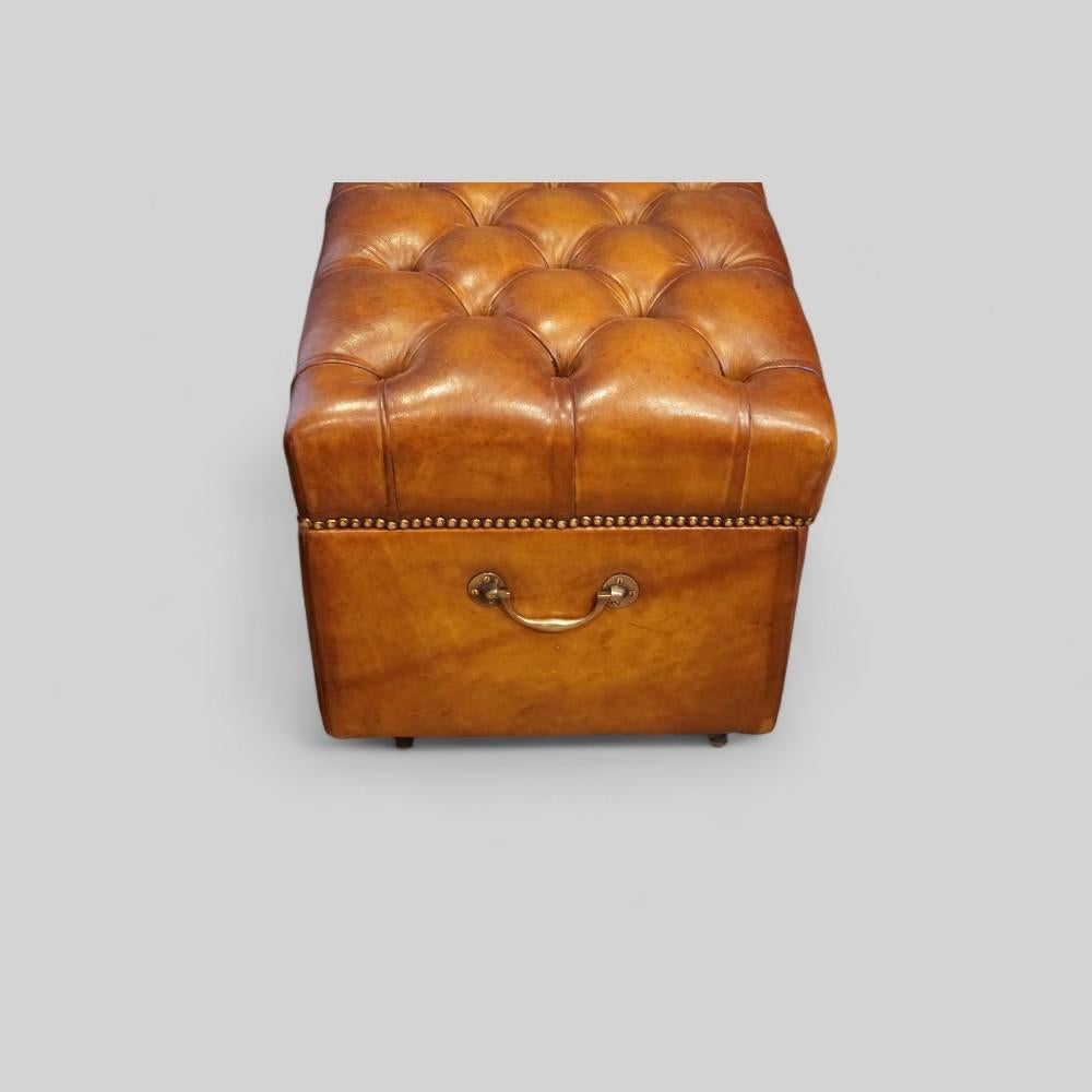 English Victorian buttoned leather Ottoman