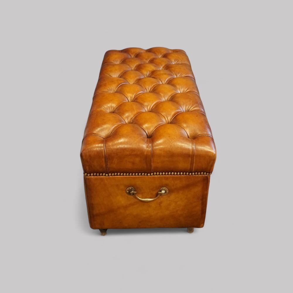 Leather Victorian buttoned leather Ottoman