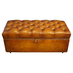 Antique Victorian buttoned leather Ottoman