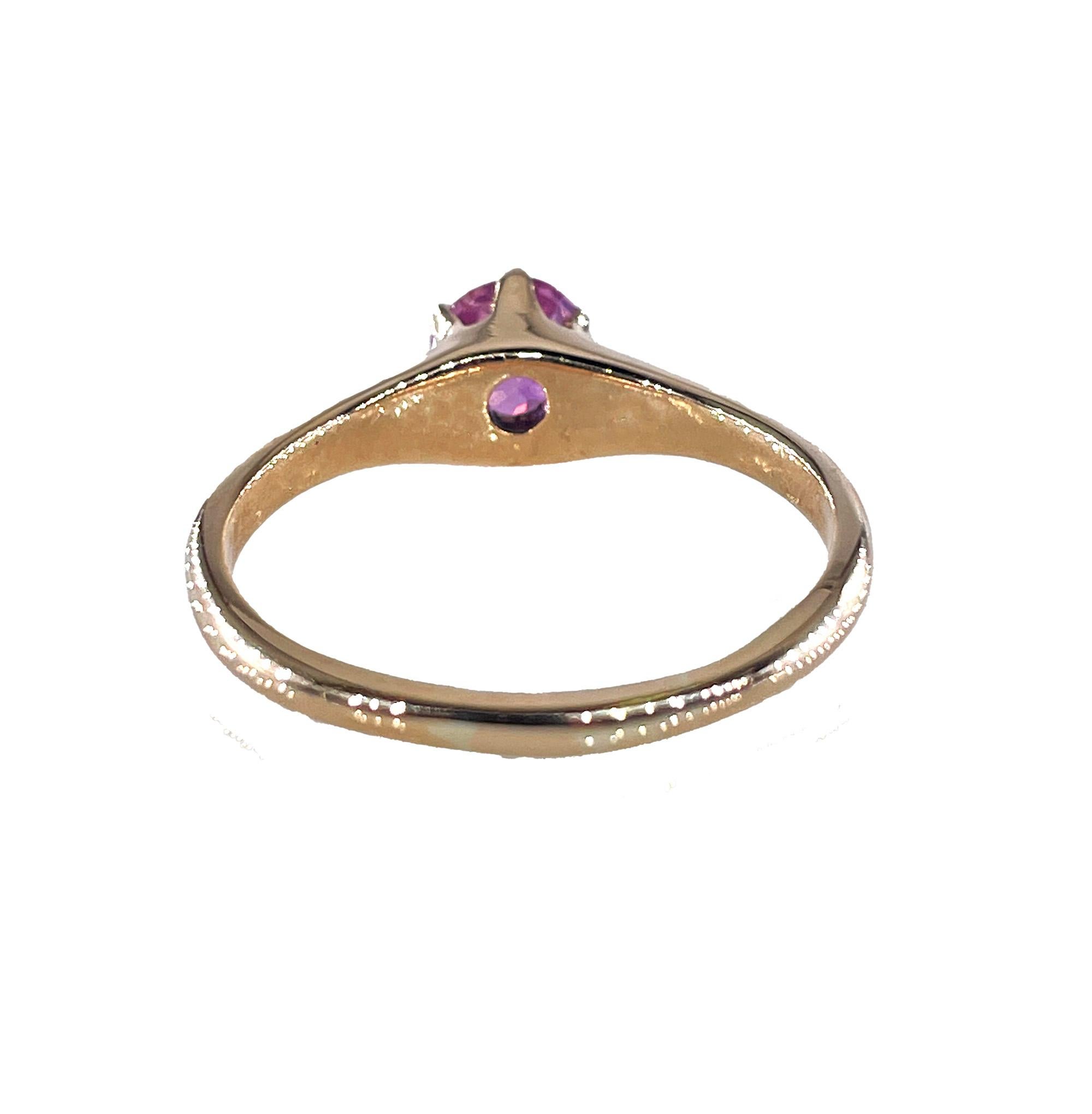 Elegant simplicity well describes this exquisite and truly timeless solitaire Natural PINK SAPPHIRE ring which dates back to the C. 1890s, a late Victorian single Sapphire stone ring.
The Ring features a Gorgeous gem - 1.09ct Roundish CUSHION
