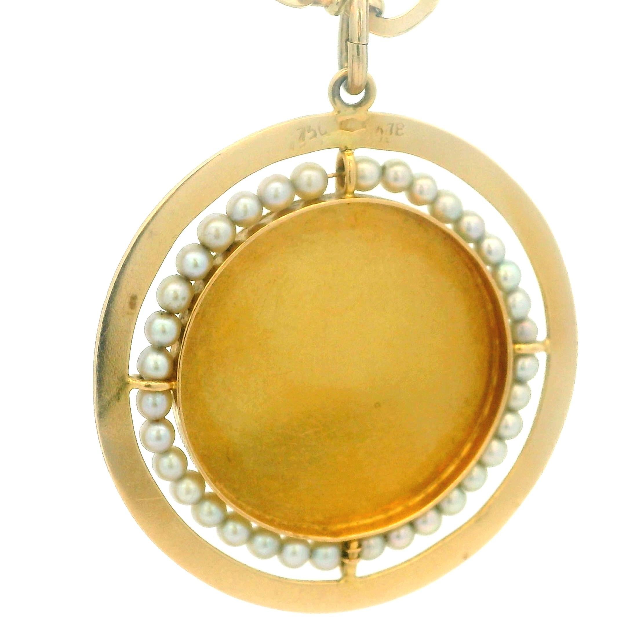 Pendentif victorien en or A.I.C. 1880 avec saphirs cabochons et halo de perles en vente 5