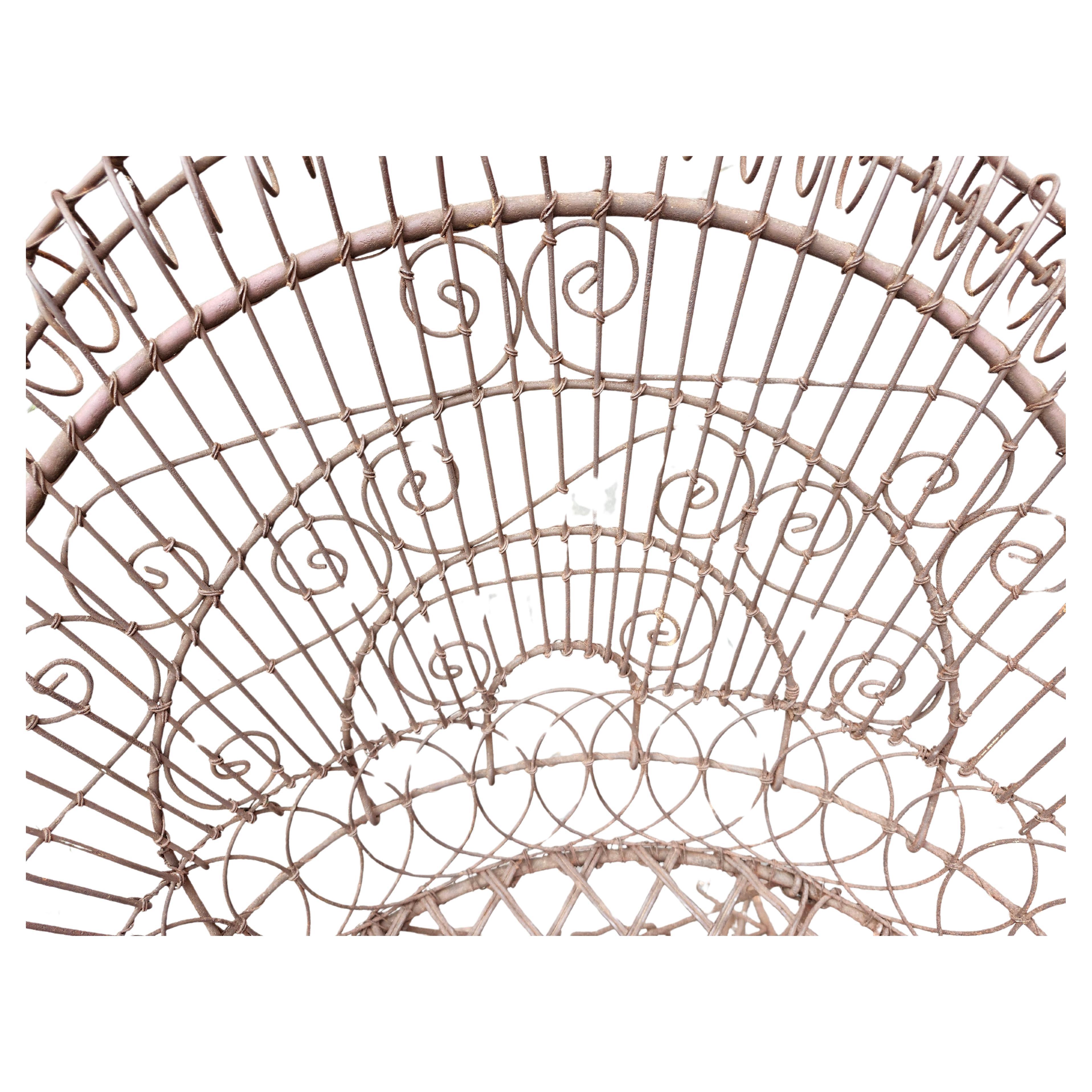 Victorian C1880 Garden Patio Wire Lounge Chair In Good Condition In Port Jervis, NY