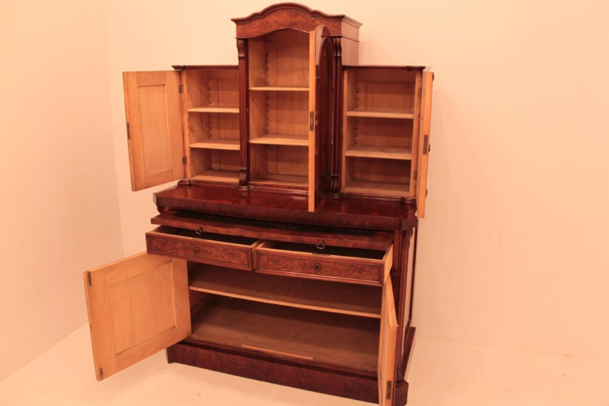 Meuble de rangement victorien - Commode ancienne en noyer, vers 1860 Bon état - En vente à Potters Bar, GB