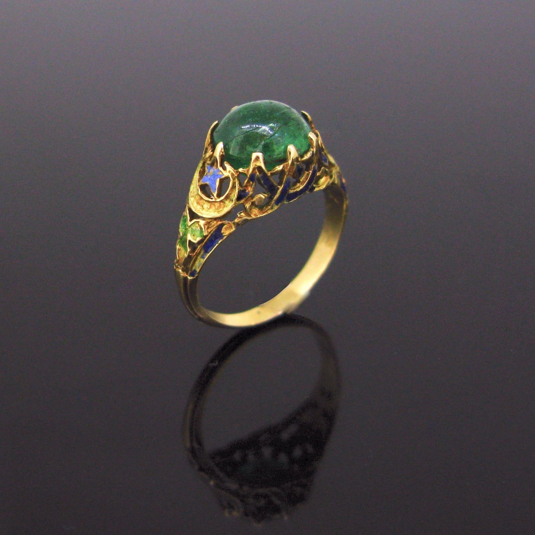 Victorian Cabochon Cut Emerald Enamel Yellow Gold Ring 3