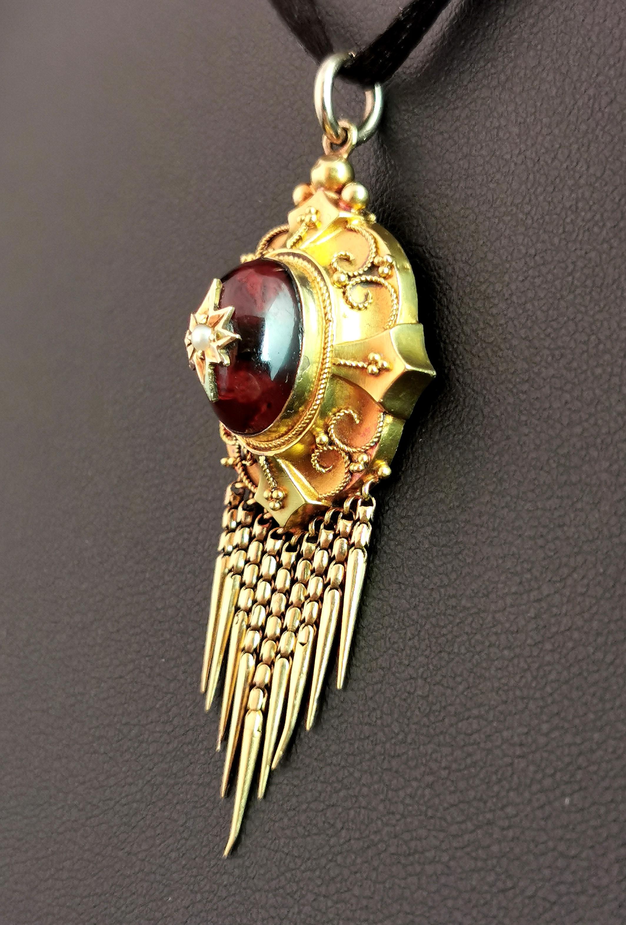 Women's or Men's Victorian Cabochon garnet tassel pendant, 9ct gold, Pearl star 