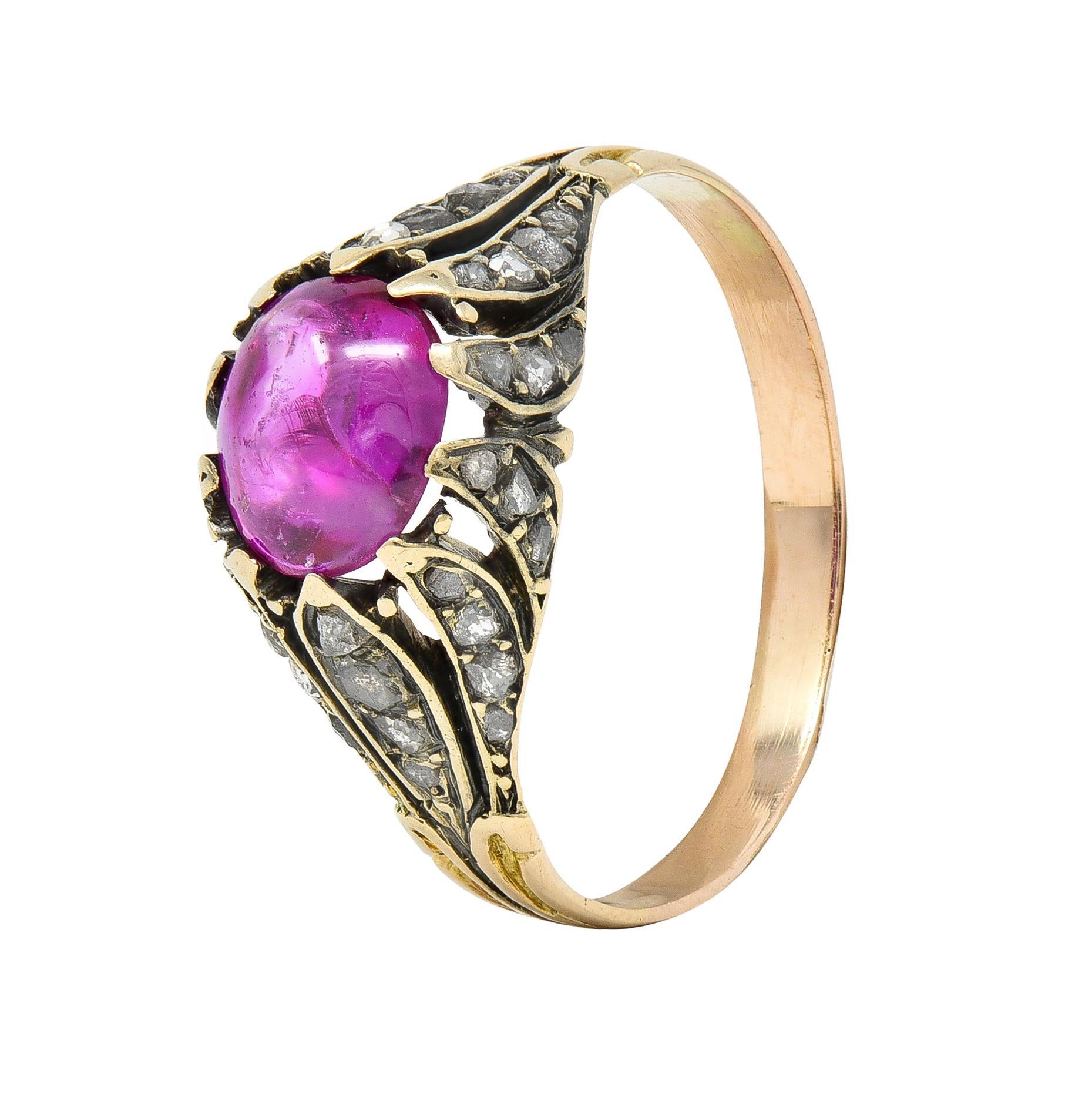 Victorian Cabochon Ruby Diamond 14 Karat Yellow Gold Foliate Antique Ring For Sale 3