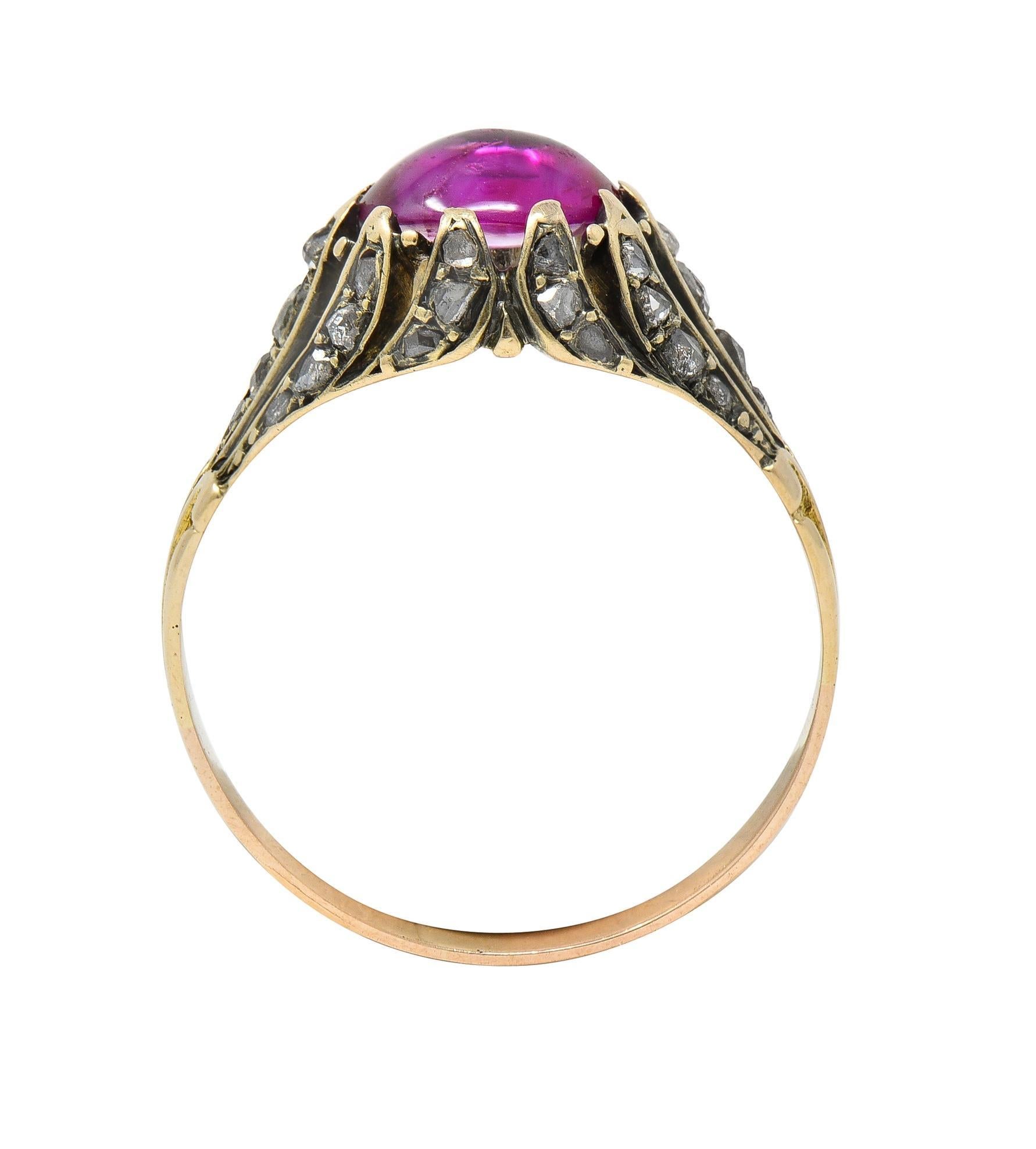 Victorian Cabochon Ruby Diamond 14 Karat Yellow Gold Foliate Antique Ring For Sale 4