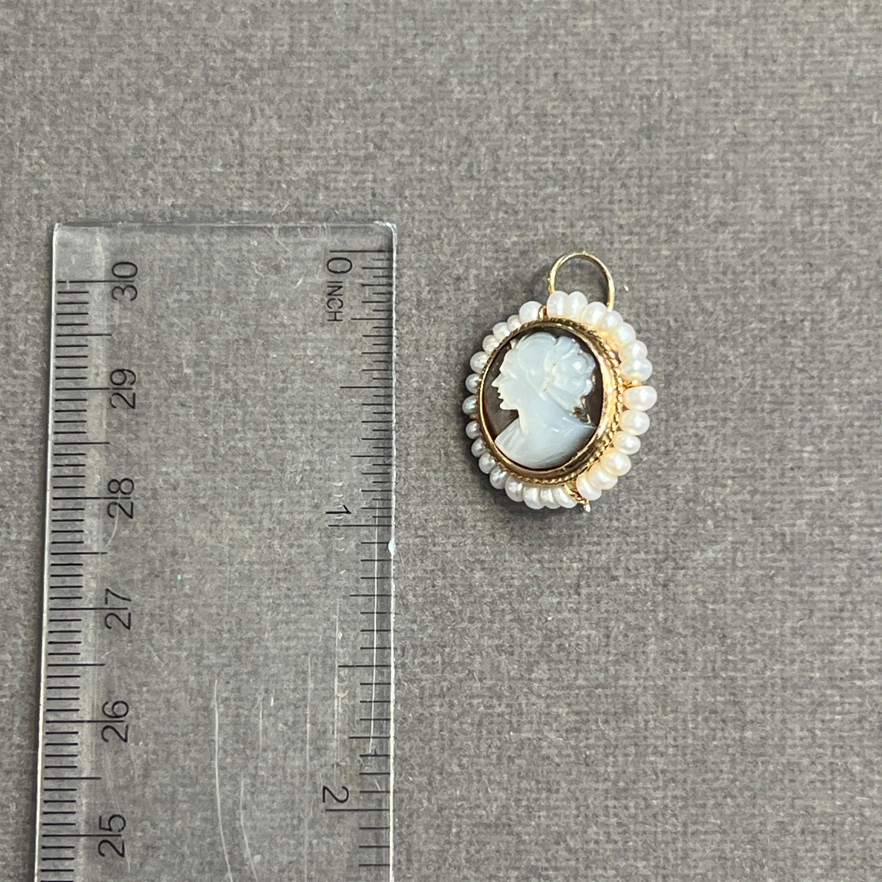 Victorian Cameo and Pearl Earrings In Excellent Condition For Sale In New York, NY