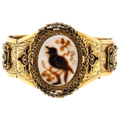 Antique Victorian Cameo Bird Detailed Gold Bracelet