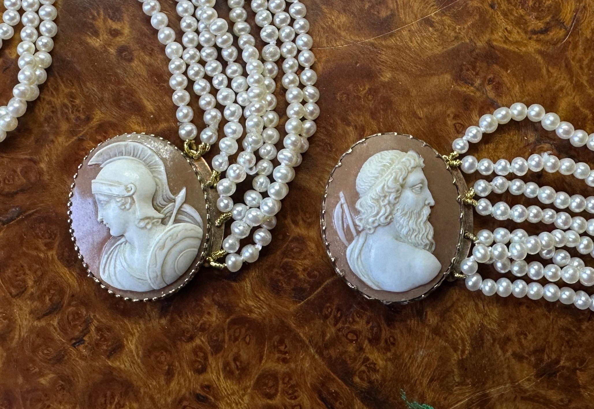 Bracelets Victoriens en Camée Or Perle Zeus Athéna Déesse Néoclassique Circa 1860 en vente 3