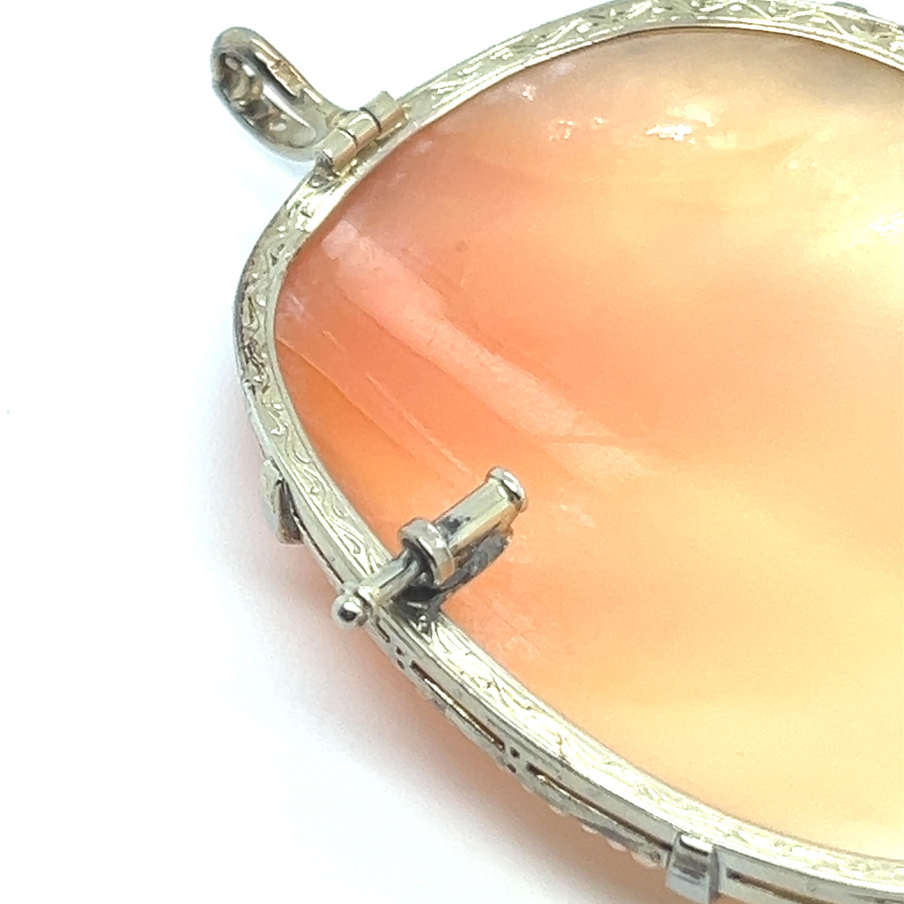 Victorian Cameo Brooch with Pearls & Damonds in Platinum For Sale 9